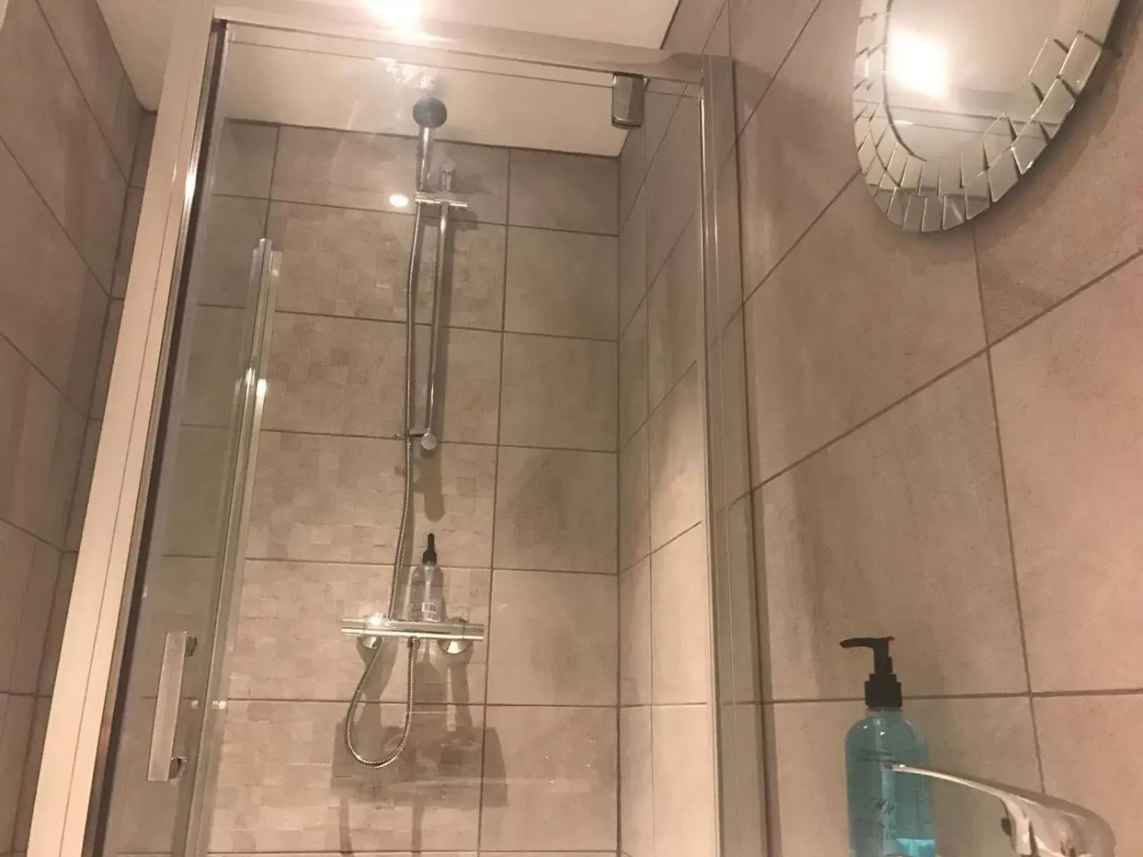 Shower, Bathroom in The Mount Rooms