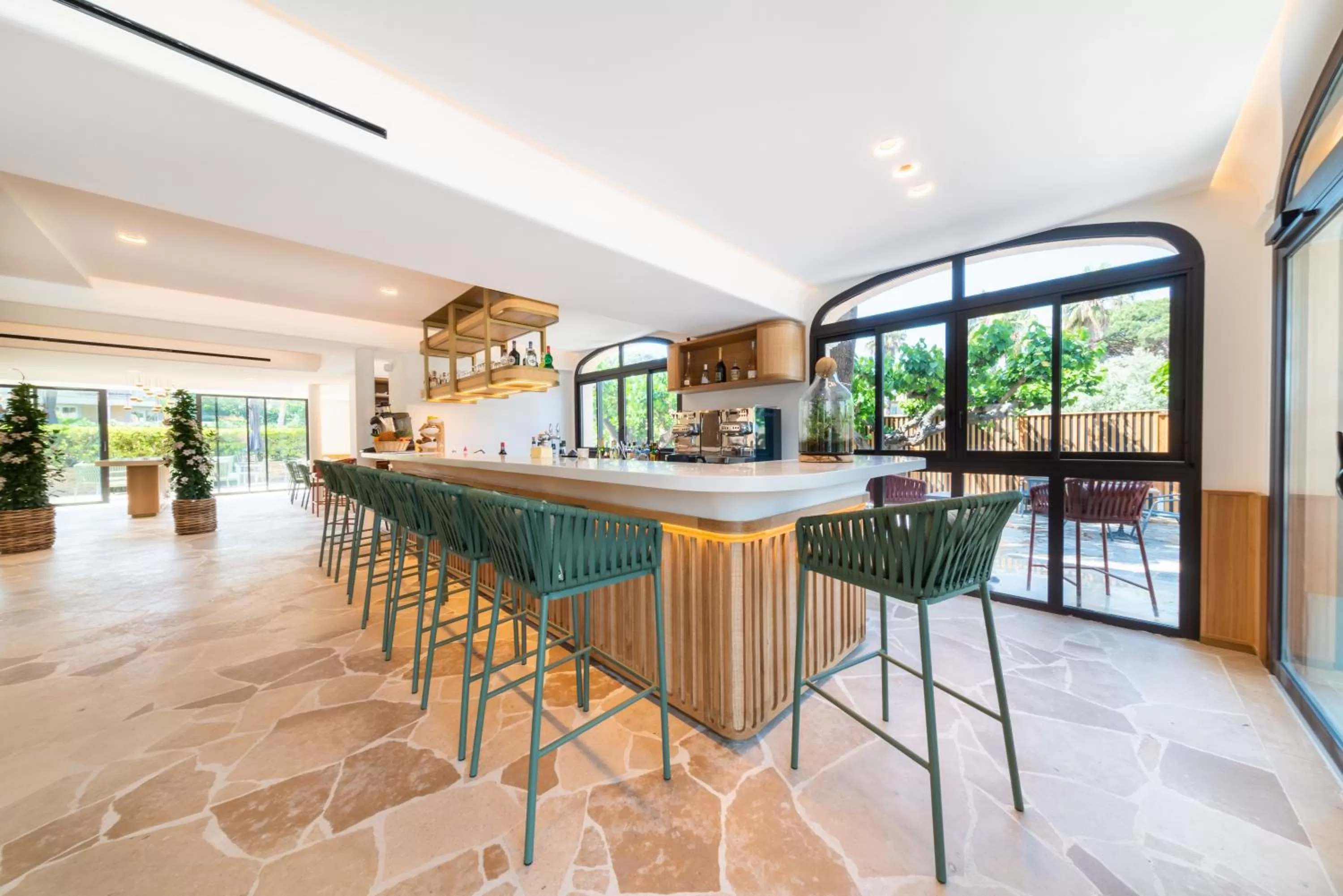 Lounge or bar in Hotel Brin d'Azur - Saint Tropez