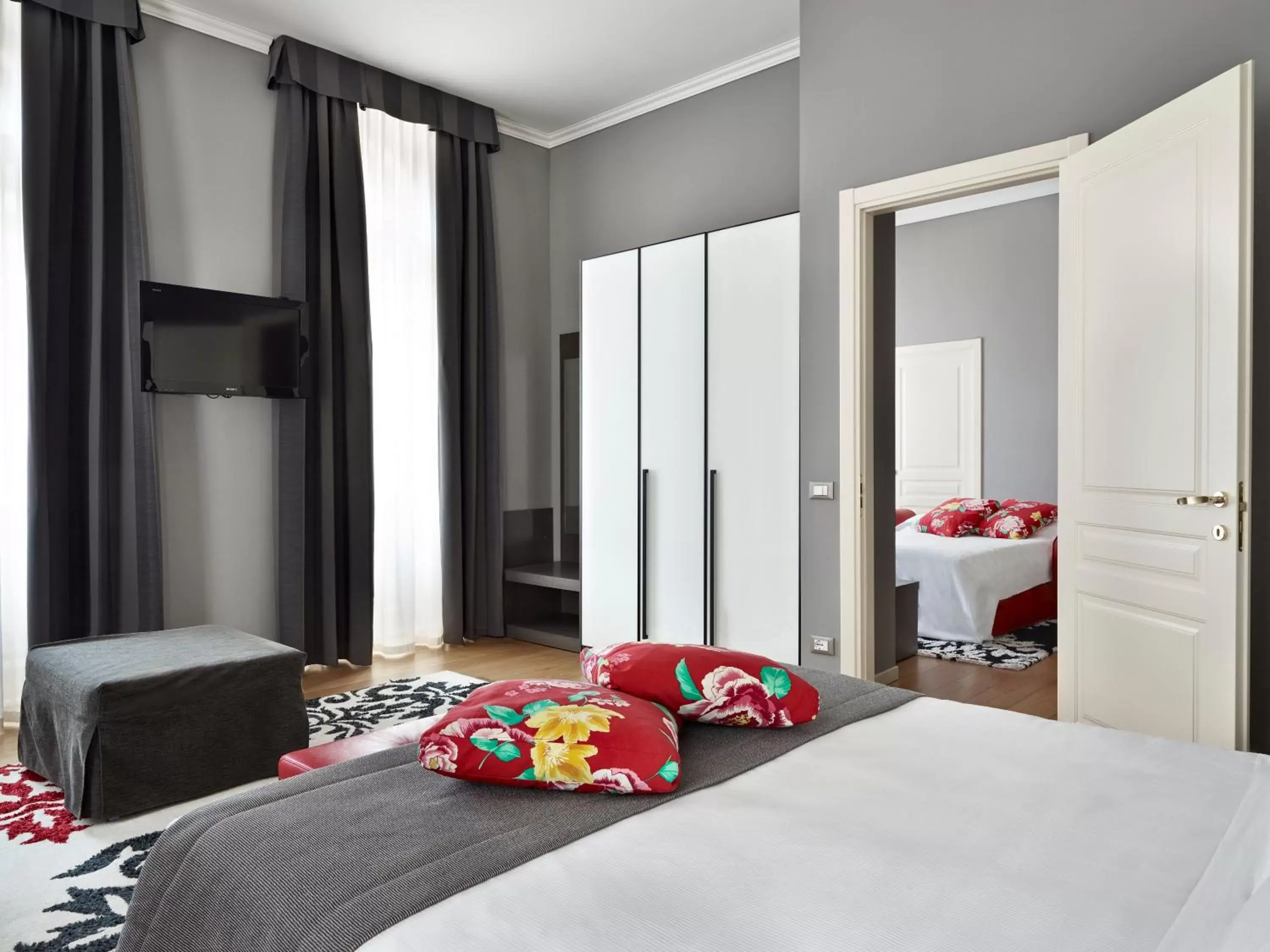 Bedroom, Bed in Palace Suite Bedroom, Bed in Palace Suite