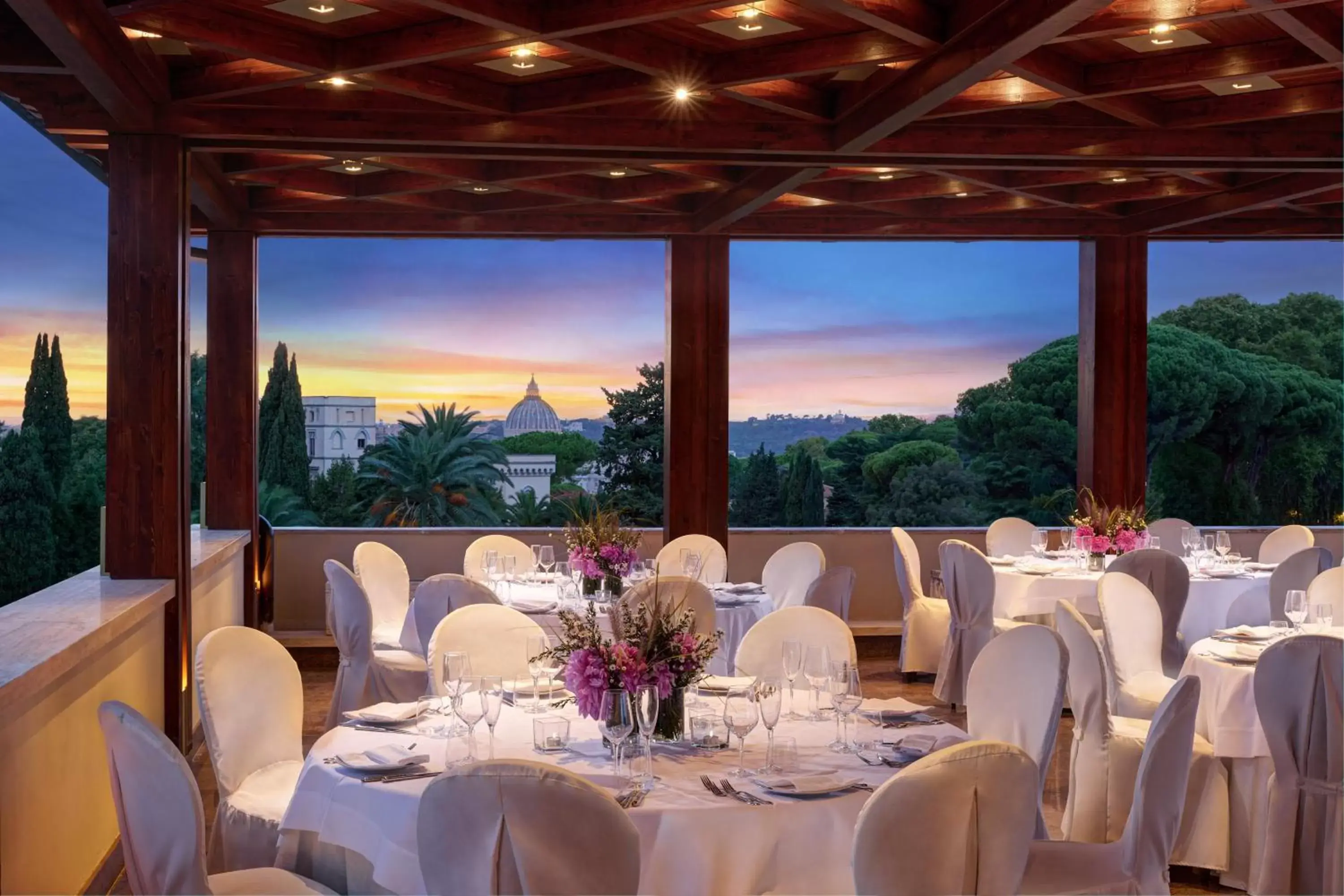 Balcony/Terrace, Banquet Facilities in Grand Hotel Gianicolo