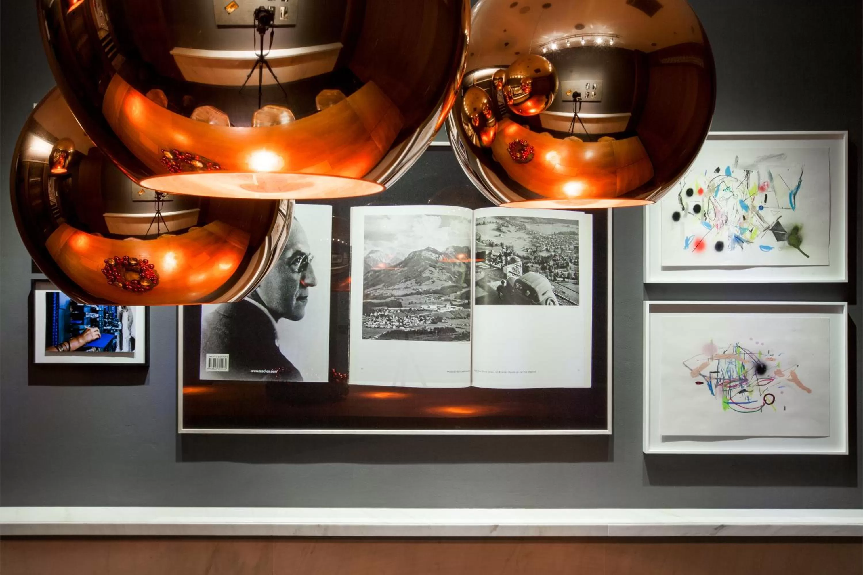 Lounge or bar in The Emblem Prague Hotel - Preferred Hotels & Resorts