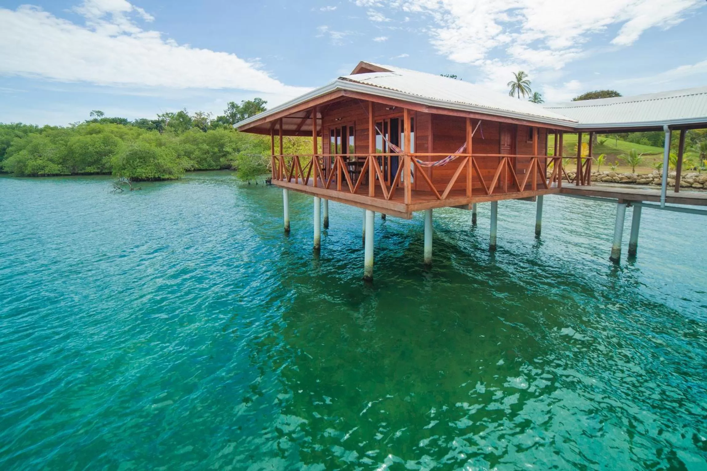 Property building in Aqui hoy cabañas