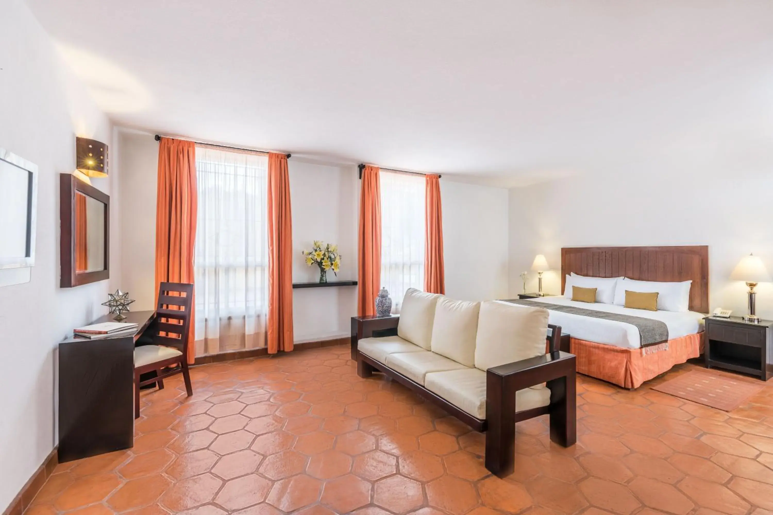 Bedroom, Seating Area in Hotel Casa Virreyes