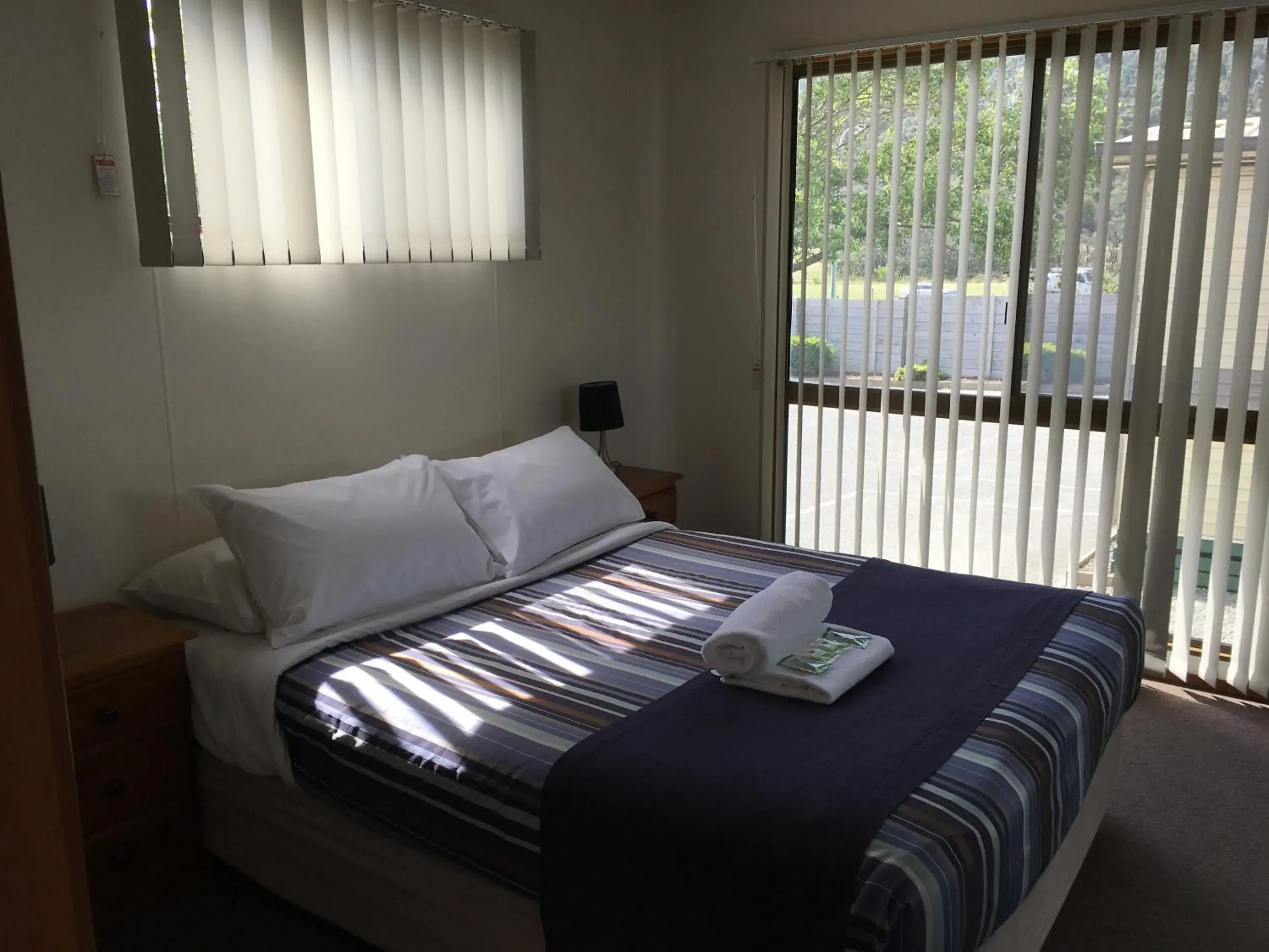 Bedroom, Bed in Discovery Parks - Mornington Hobart