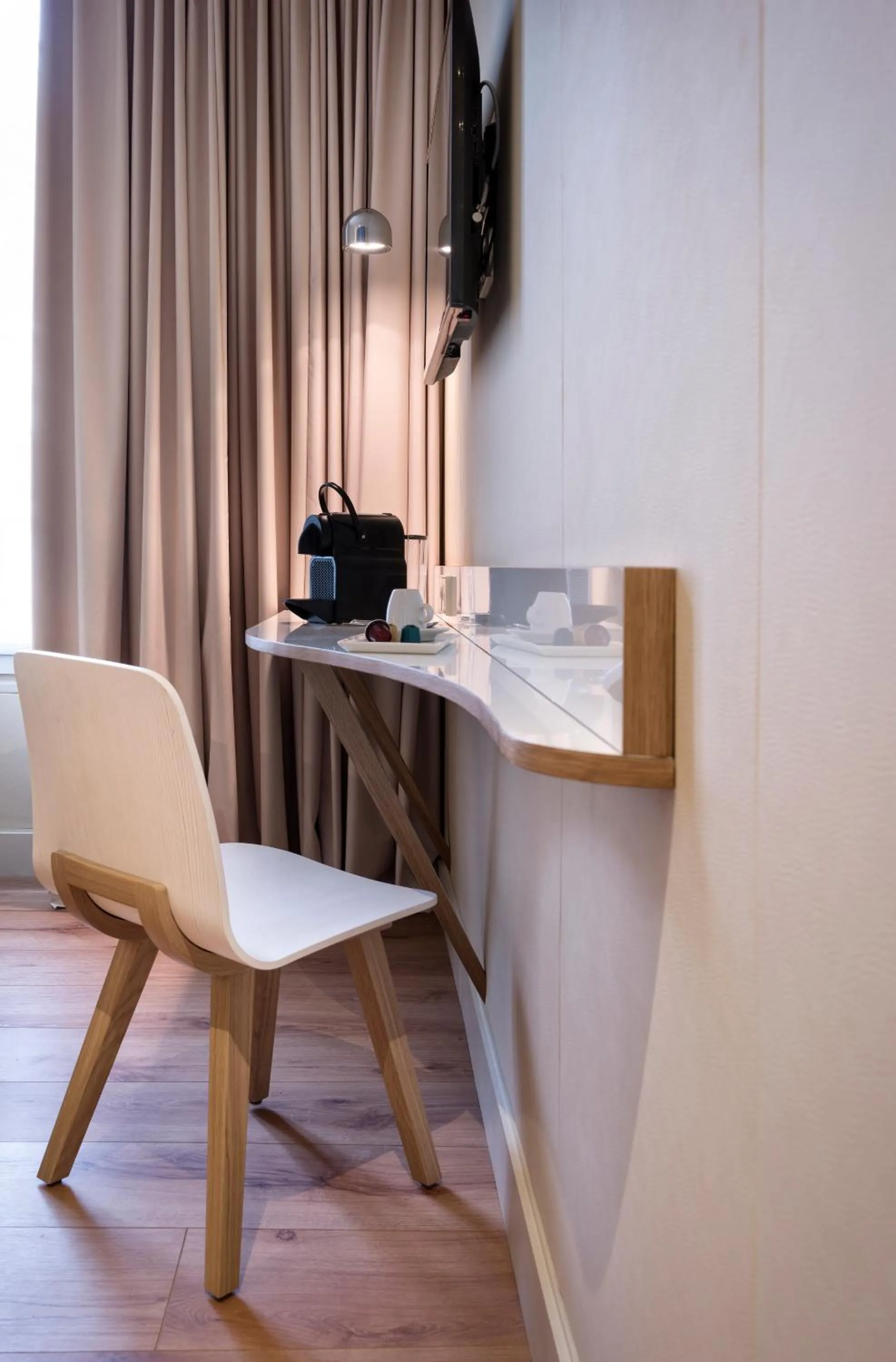 Seating area in Hotel Max