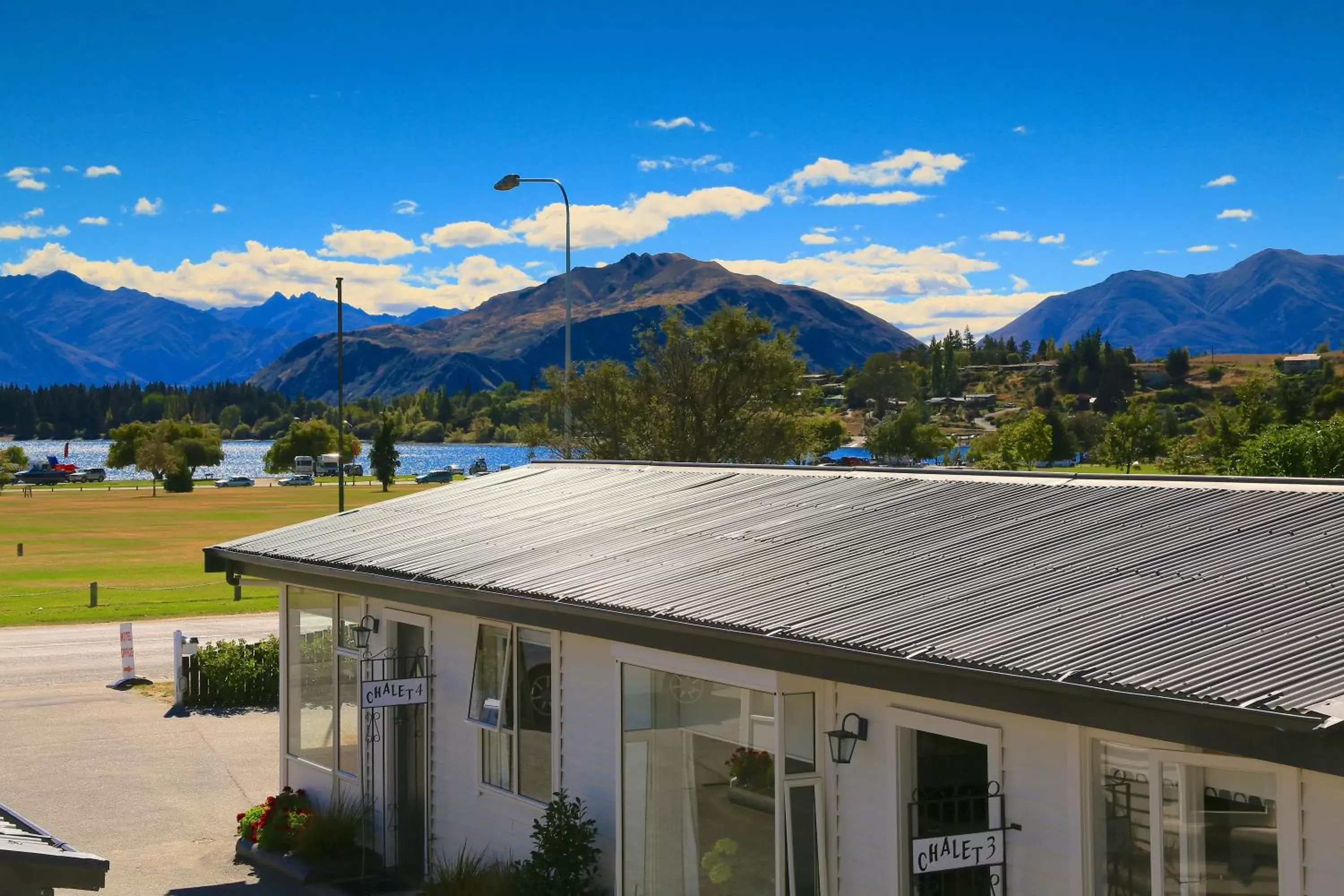 Facade/entrance, Mountain View in Wanaka View Motel