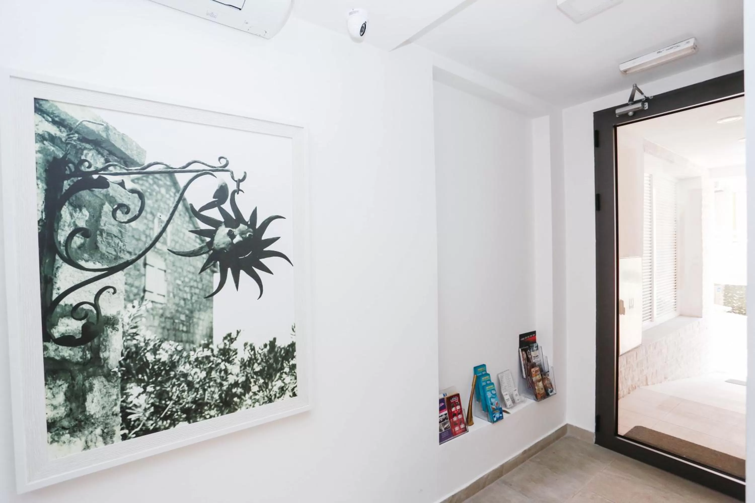 Facade/entrance, Bed in Garni Hotel Arka