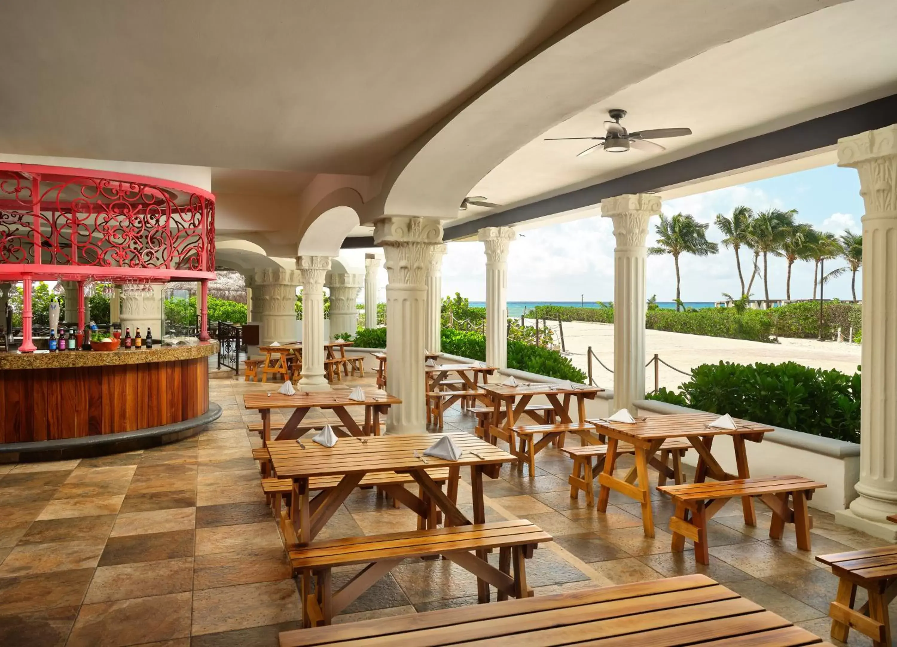 Lounge or bar, Restaurant/Places to Eat in Hilton Playa del Carmen, an All-Inclusive Adult Only Resort