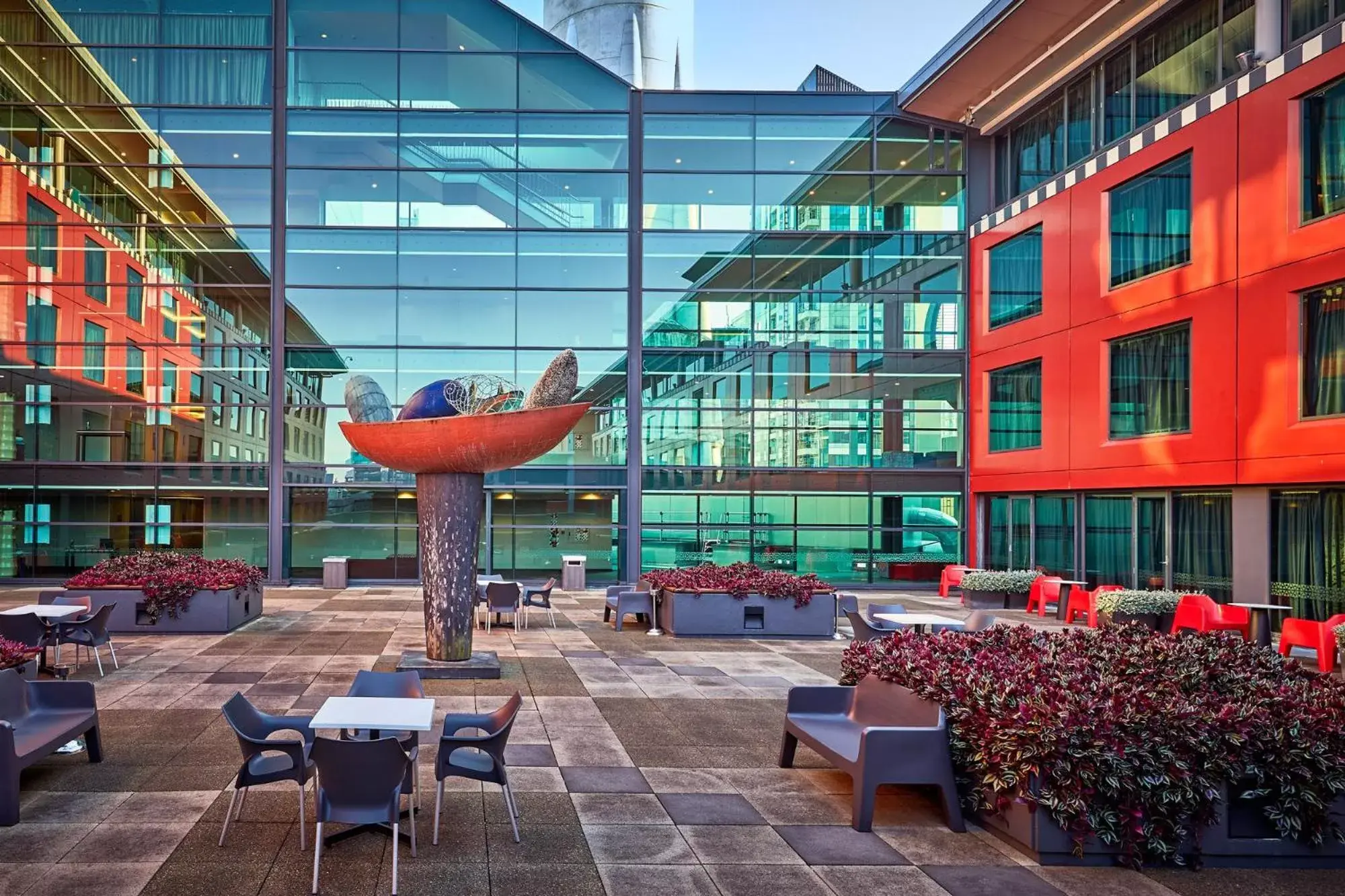 Inner courtyard view, Restaurant/Places to Eat in SkyCity Hotel Auckland