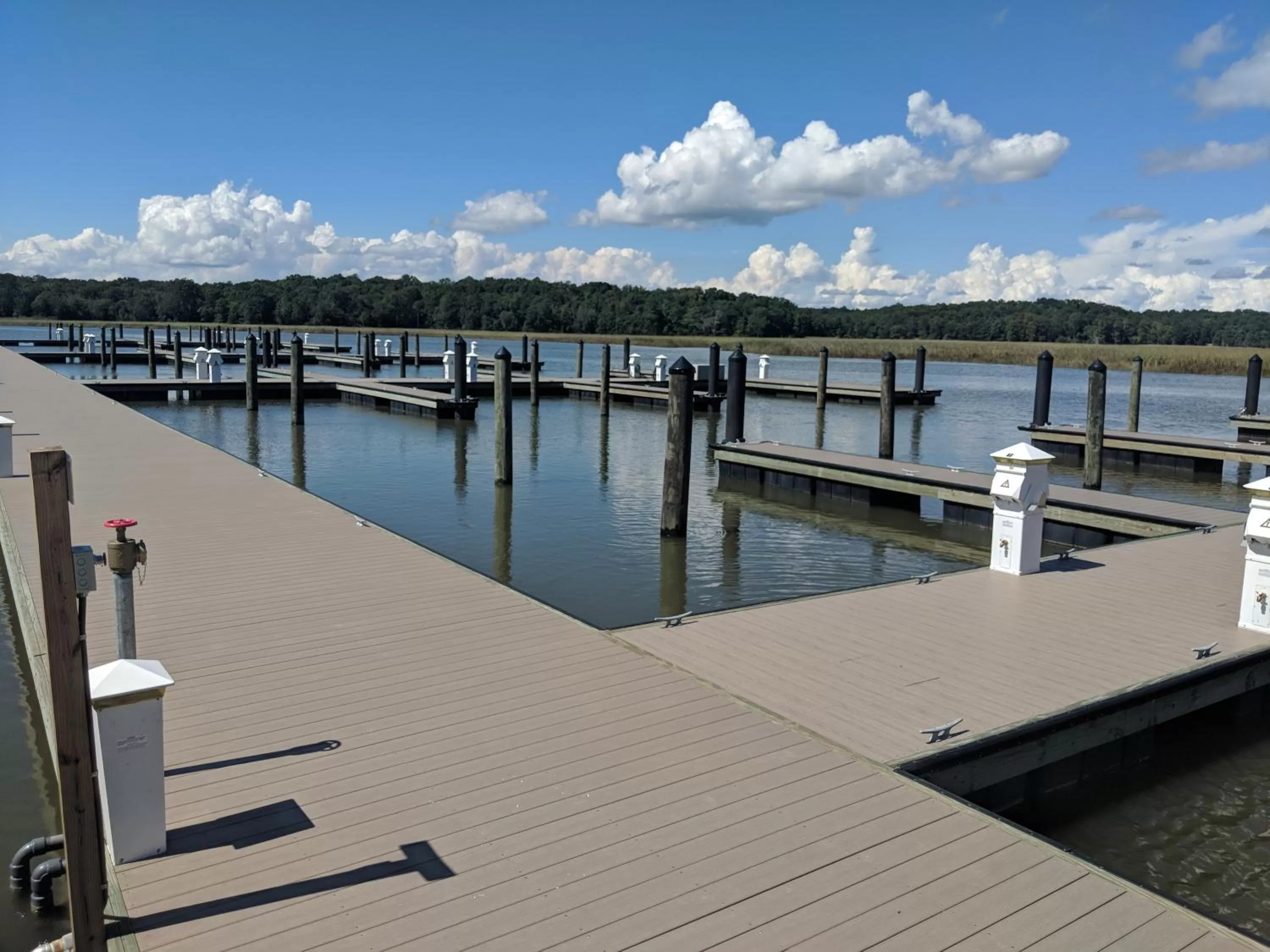 River view in Surry Seafood Company