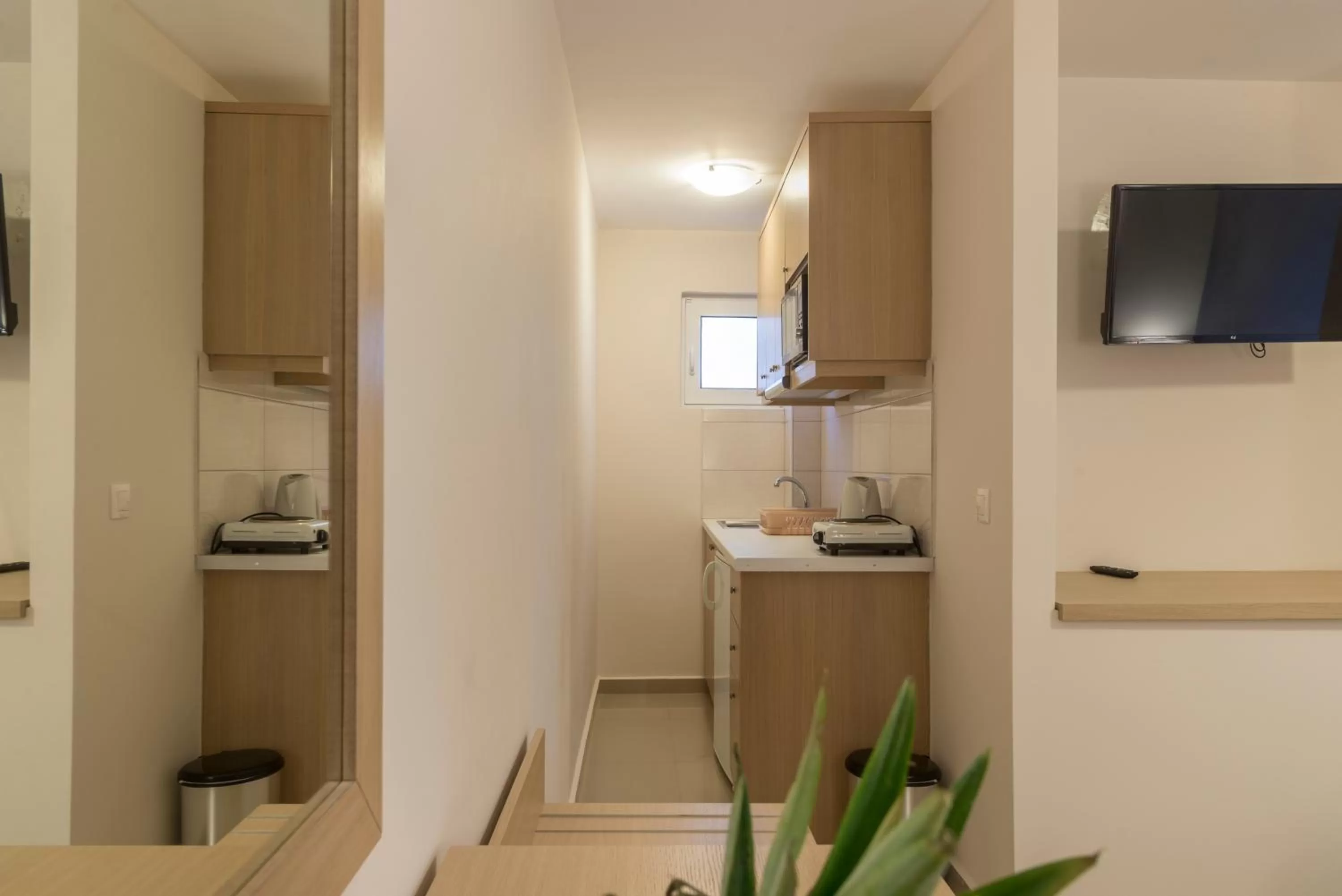 Coffee/tea facilities in Agrelli Hotel & Suites