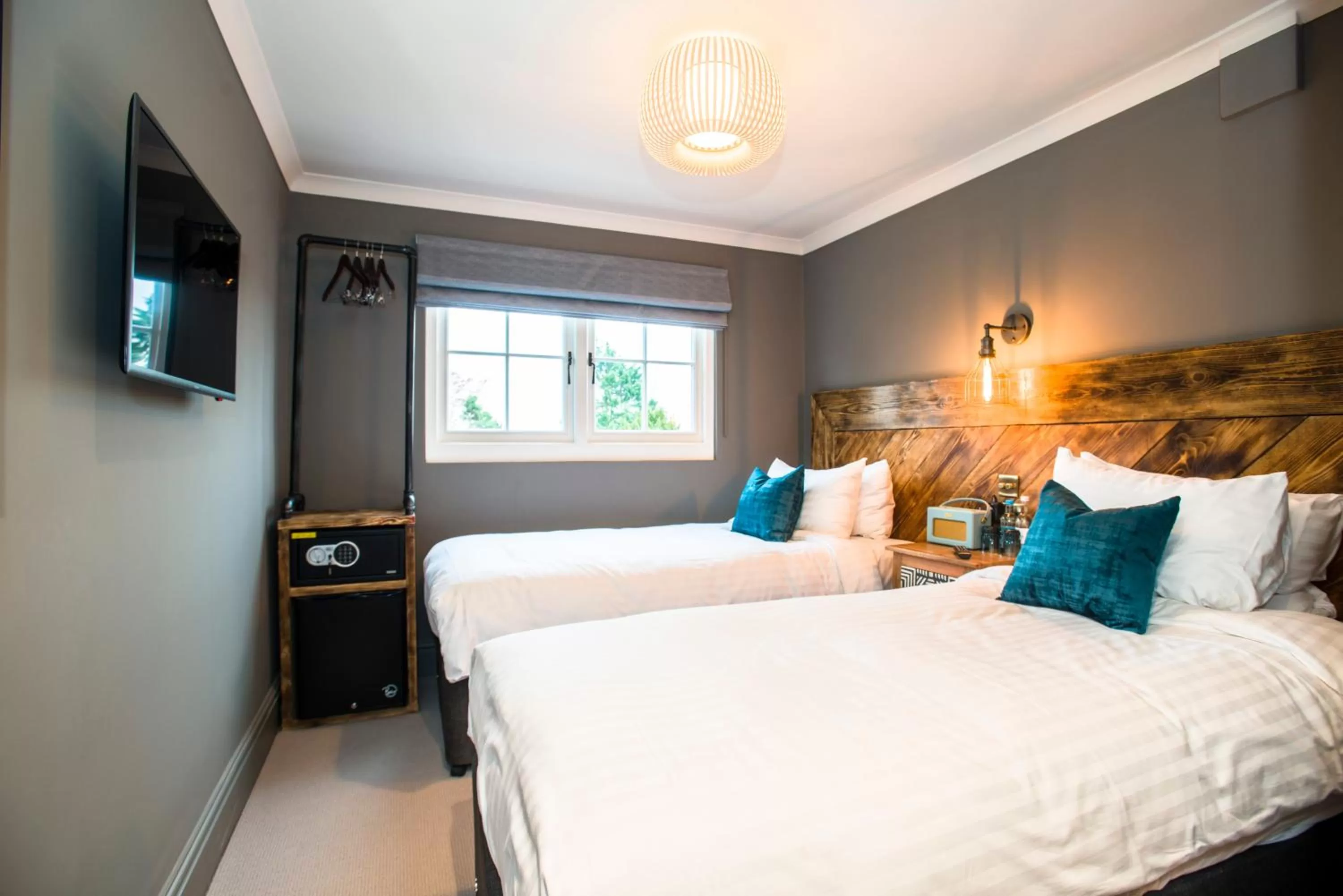 Bed in The Lodge Duxford