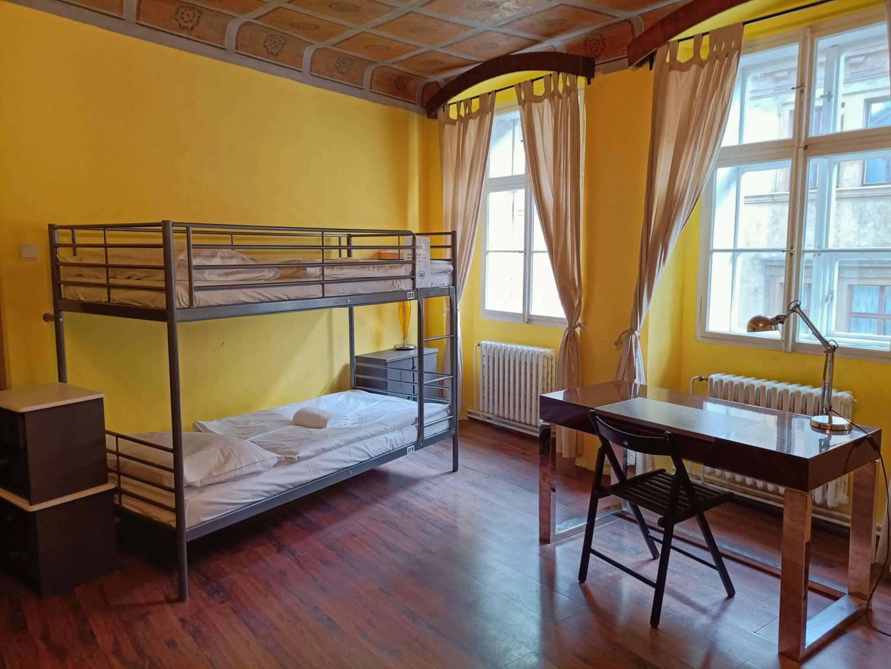 Charles Bridge Hostel & Apartments