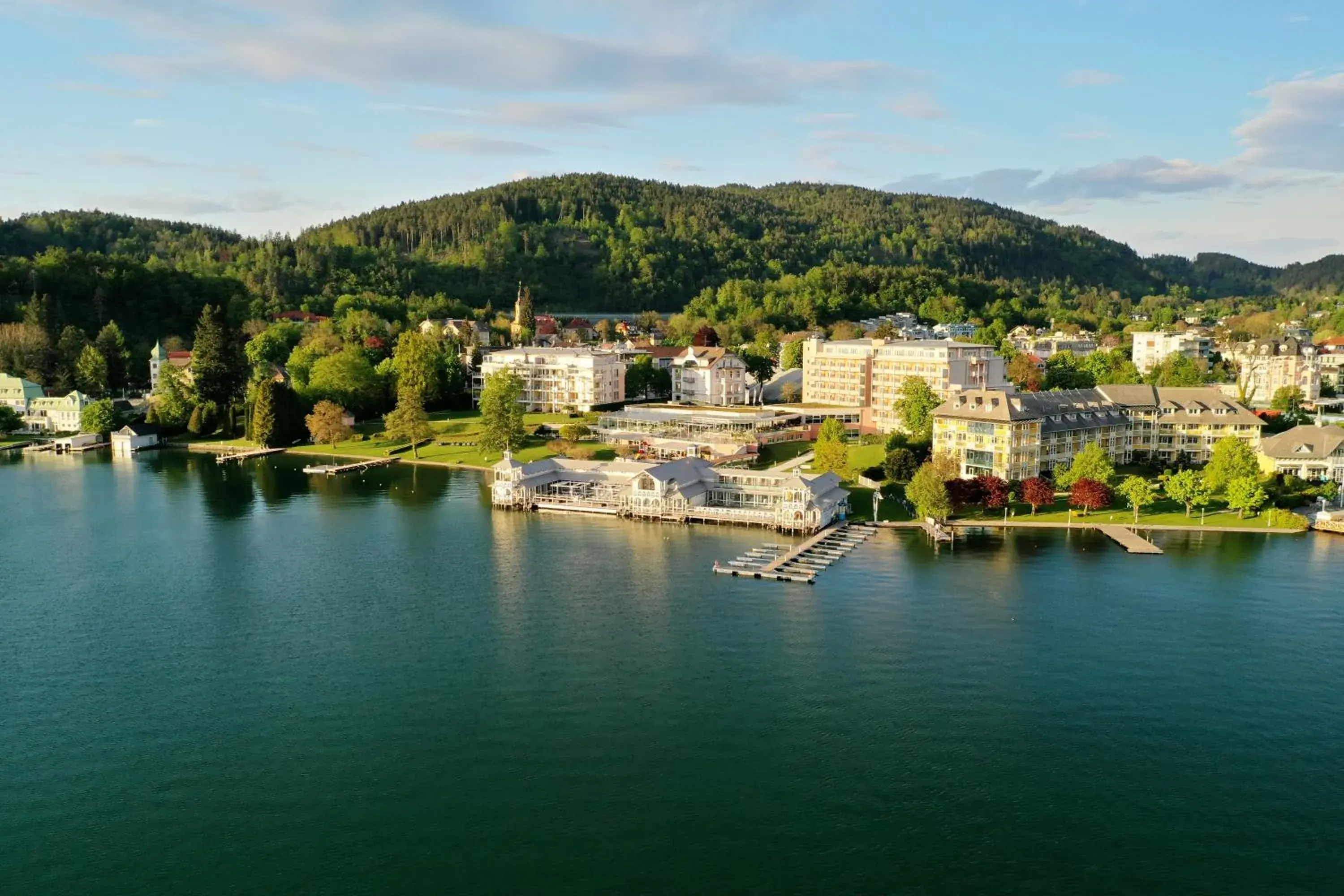 Property building in Werzer's Hotel Resort Pörtschach