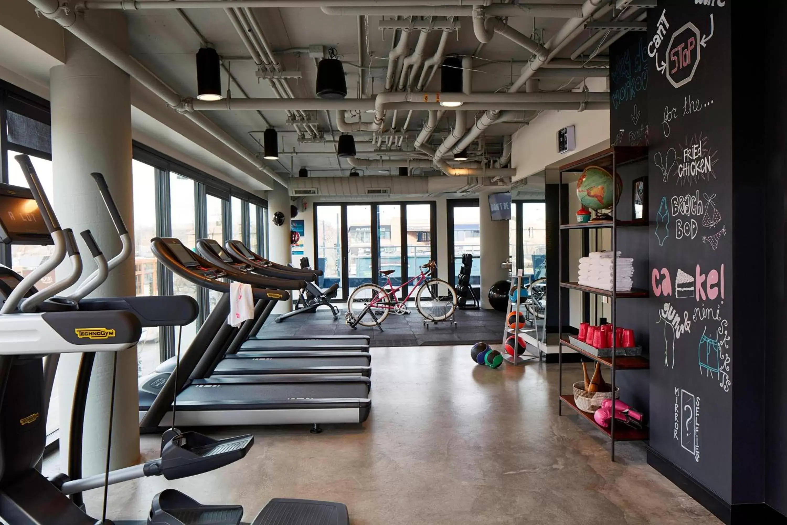 Area and facilities, Fitness Center/Facilities in MOXY Denver Cherry Creek