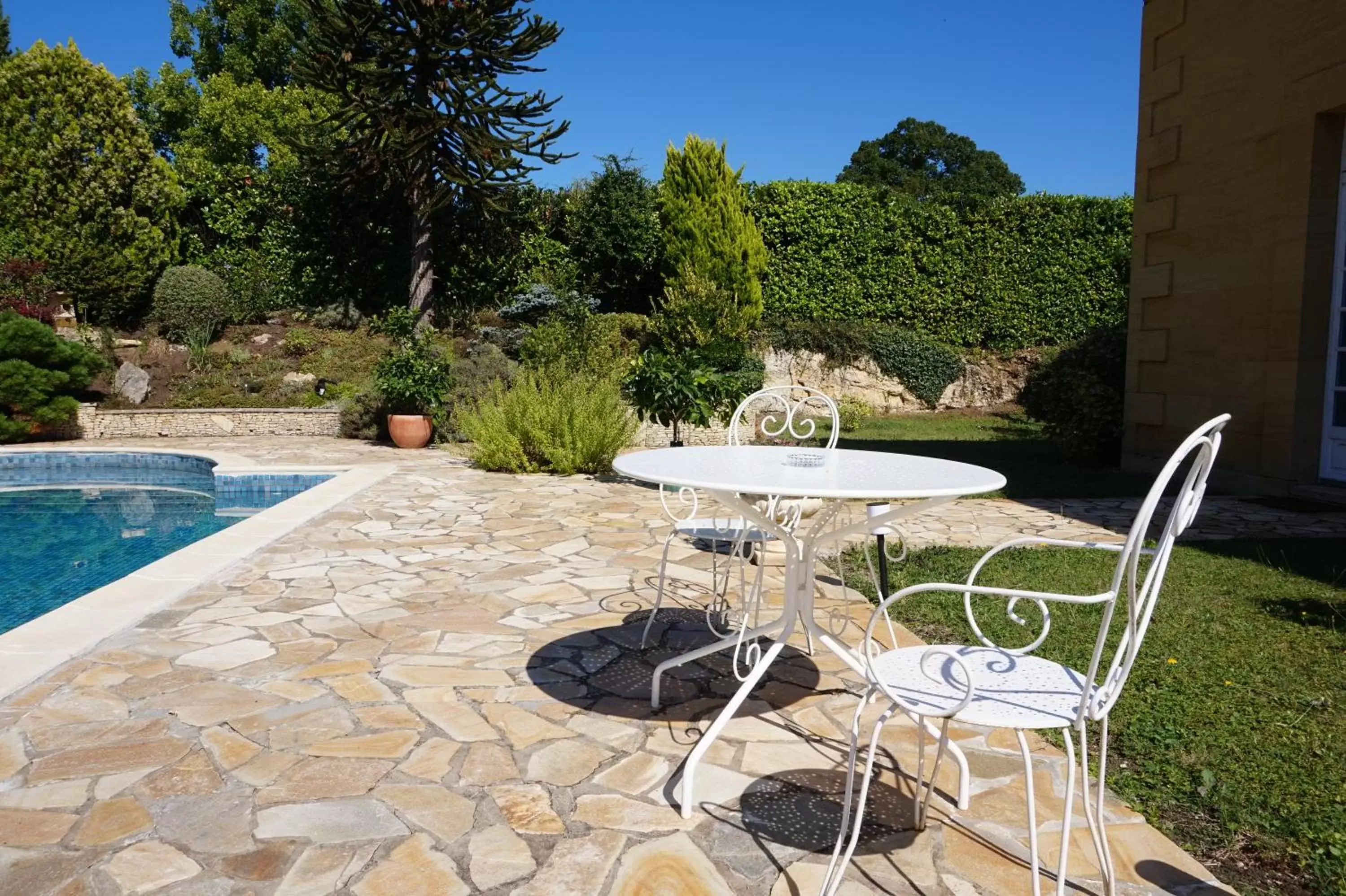 Swimming Pool in Maison Coqueréaumont