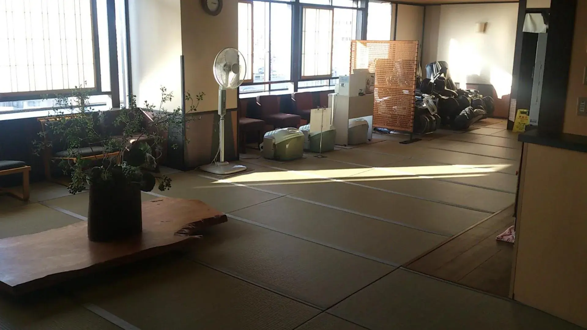 Day, Seating Area in Toyama Manten Hotel