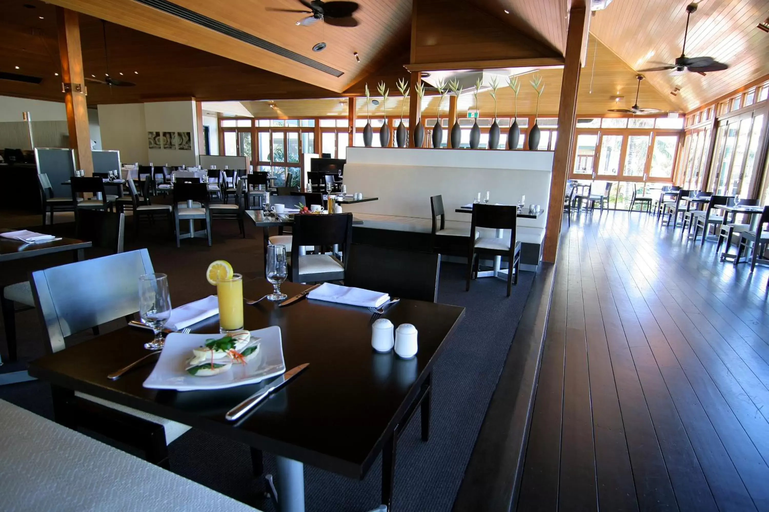Breakfast, Restaurant/Places to Eat in Novotel Sunshine Coast Resort