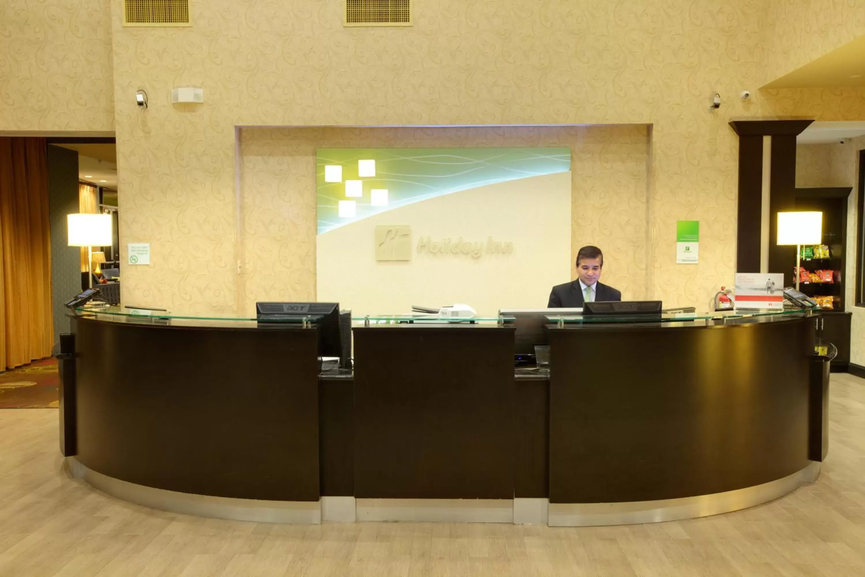 Property building, Lobby/Reception in Holiday Inn Houston East-Channelview, an IHG Hotel