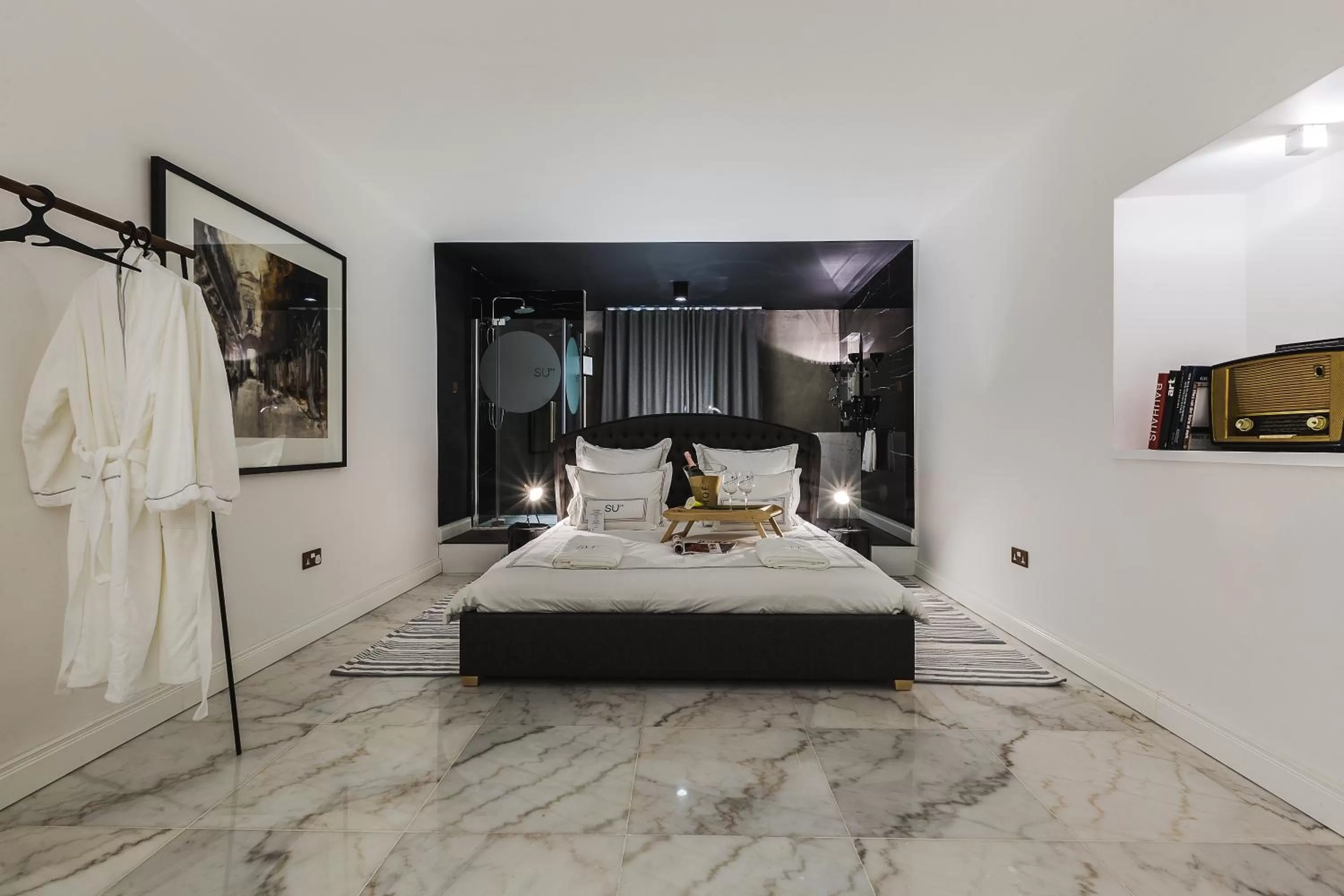 Bathroom, Bed in SU29 Boutique Hotel