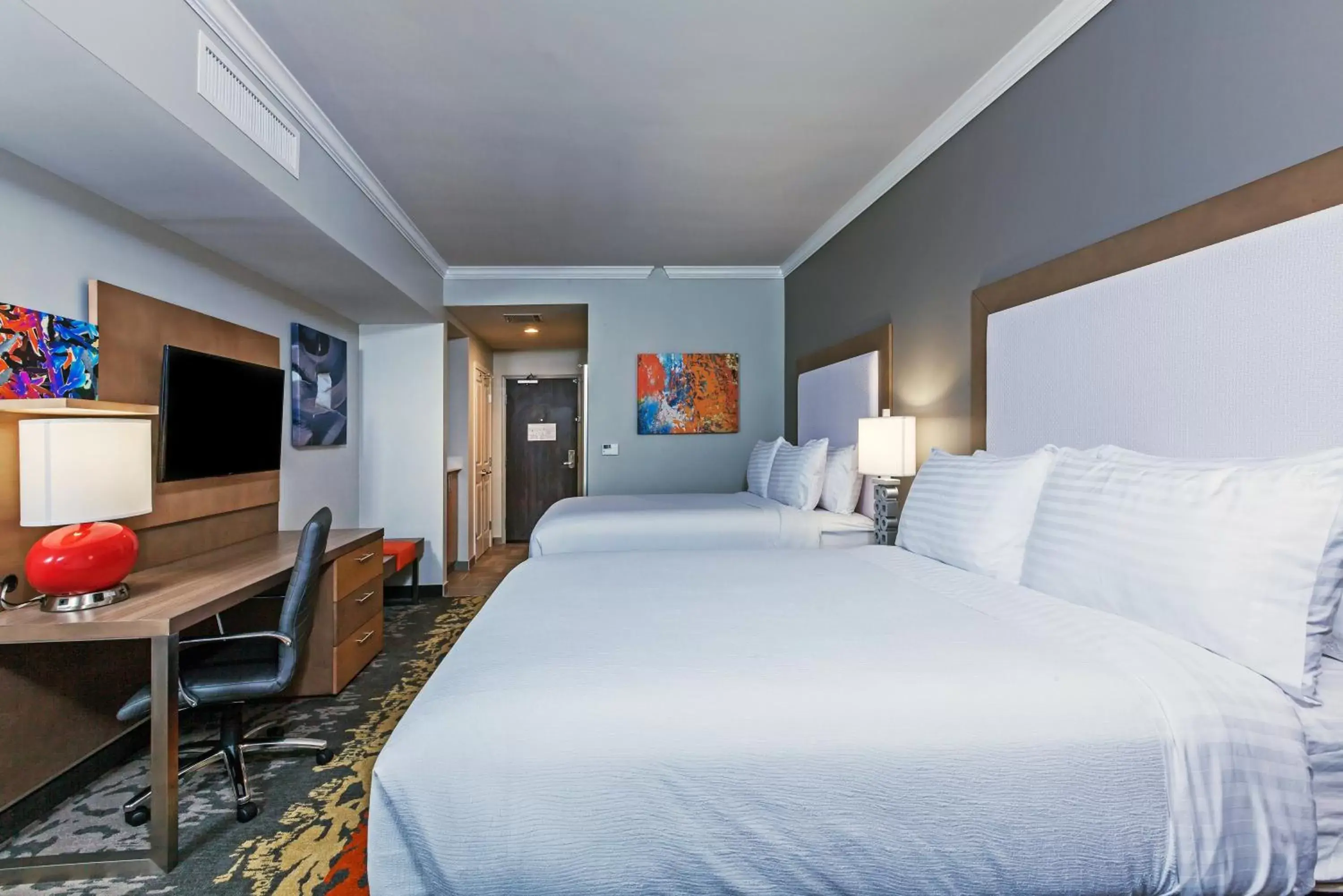 Photo of the whole room, Bed in Holiday Inn Houston NE-Bush Airport Area, an IHG Hotel
