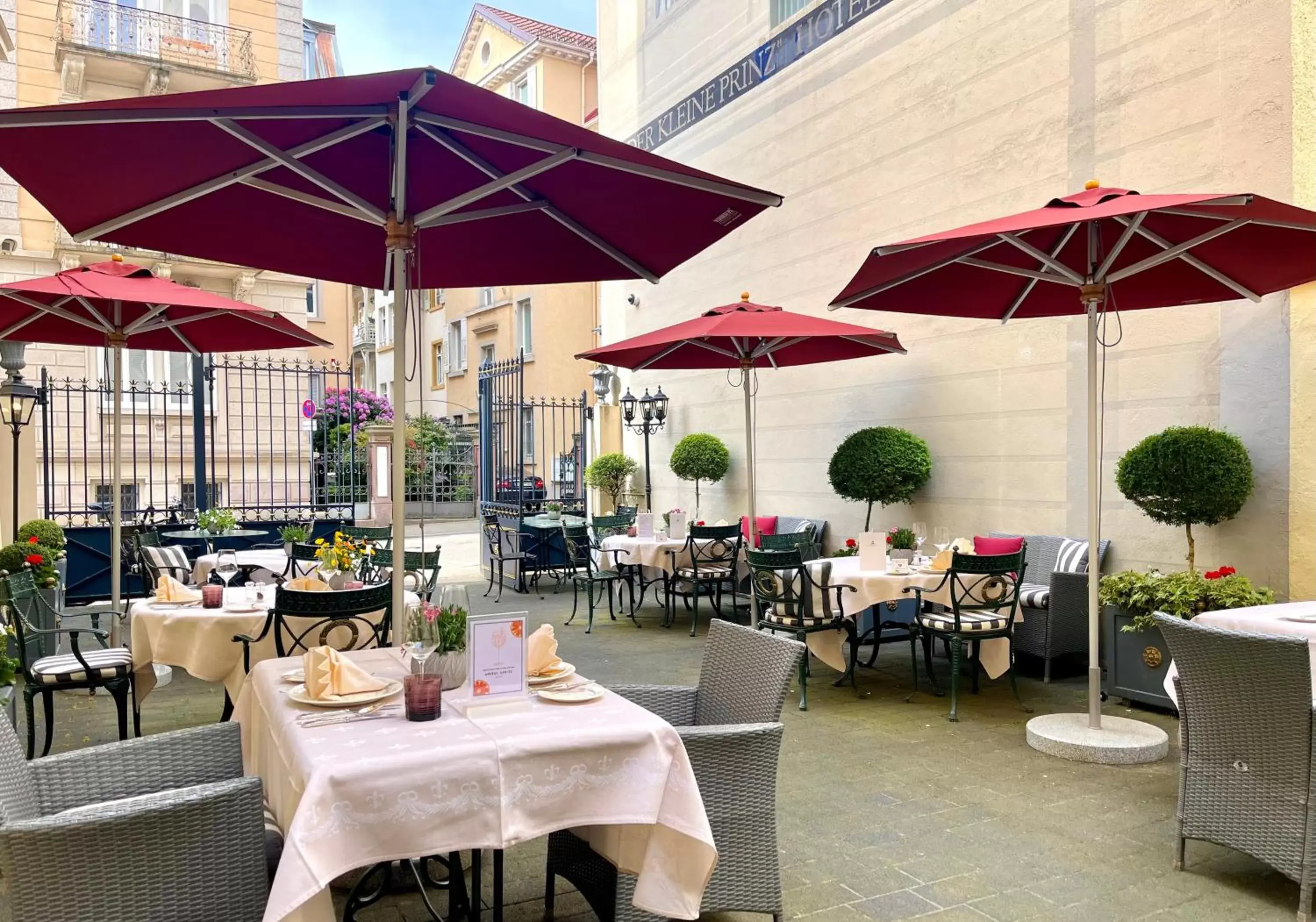 Patio, Restaurant/Places to Eat in Hotel Der Kleine Prinz