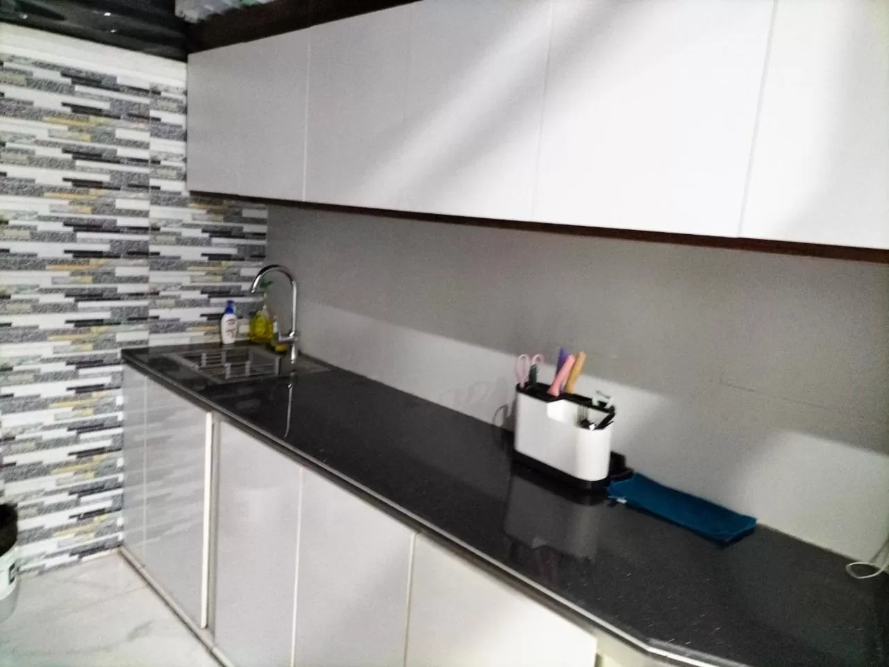 Kitchen or kitchenette, Kitchen/Kitchenette in The Flamboyant #StayWork Vinhomes Marina