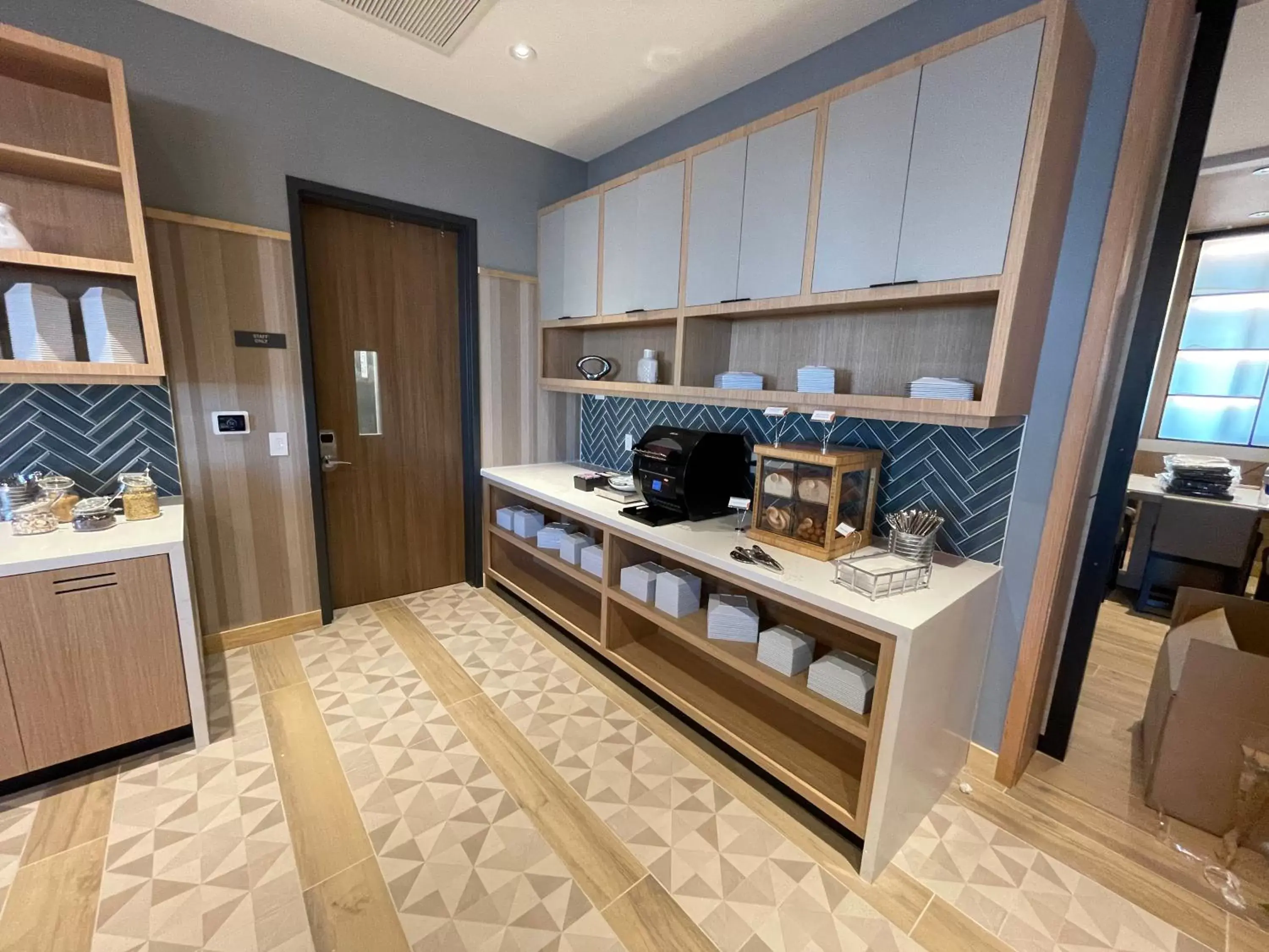 Breakfast in Hyatt Place Melbourne Airport, Fl Breakfast in Hyatt Place Melbourne Airport, Fl