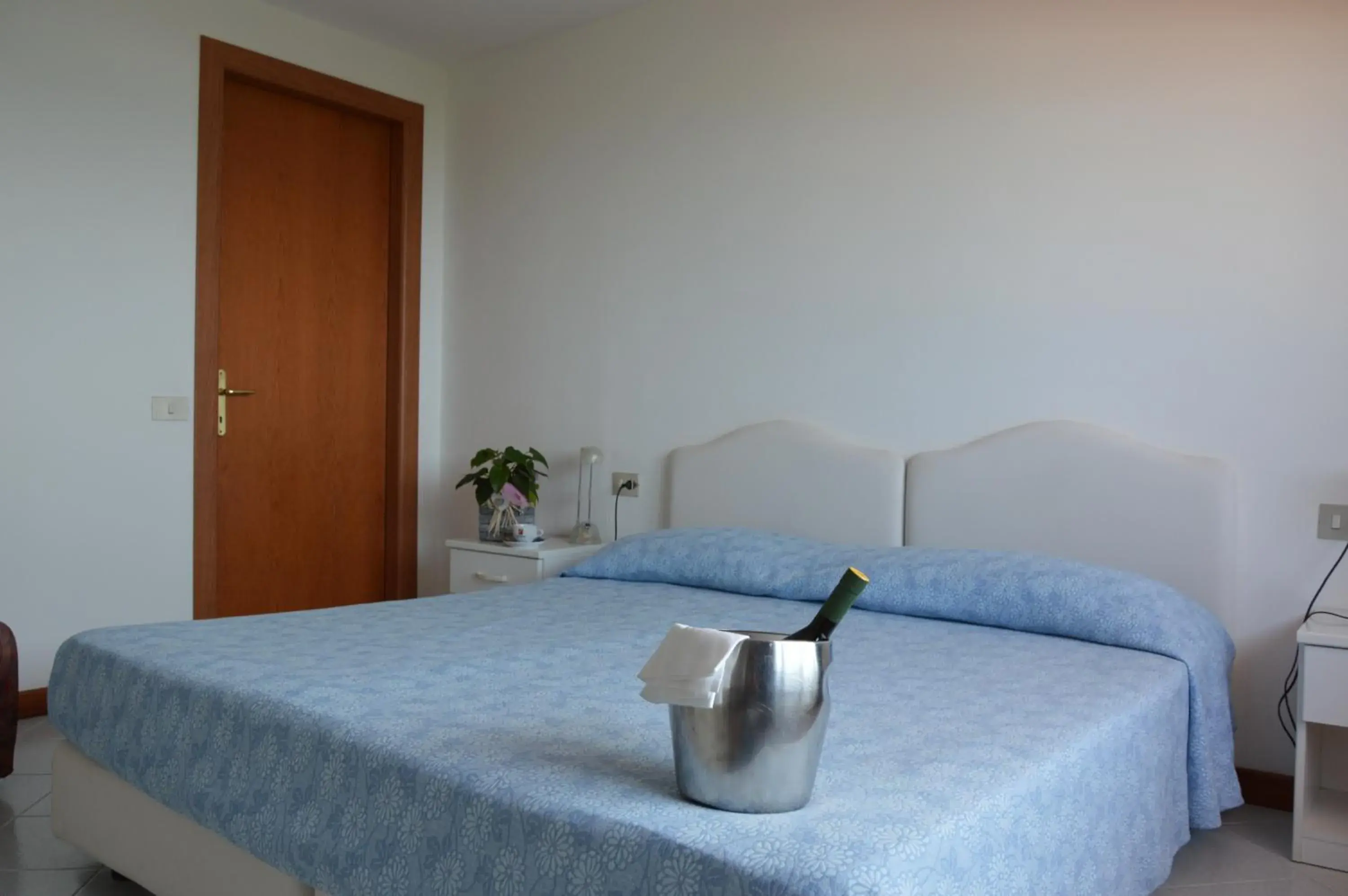 Bed in Hotel Sirenetta