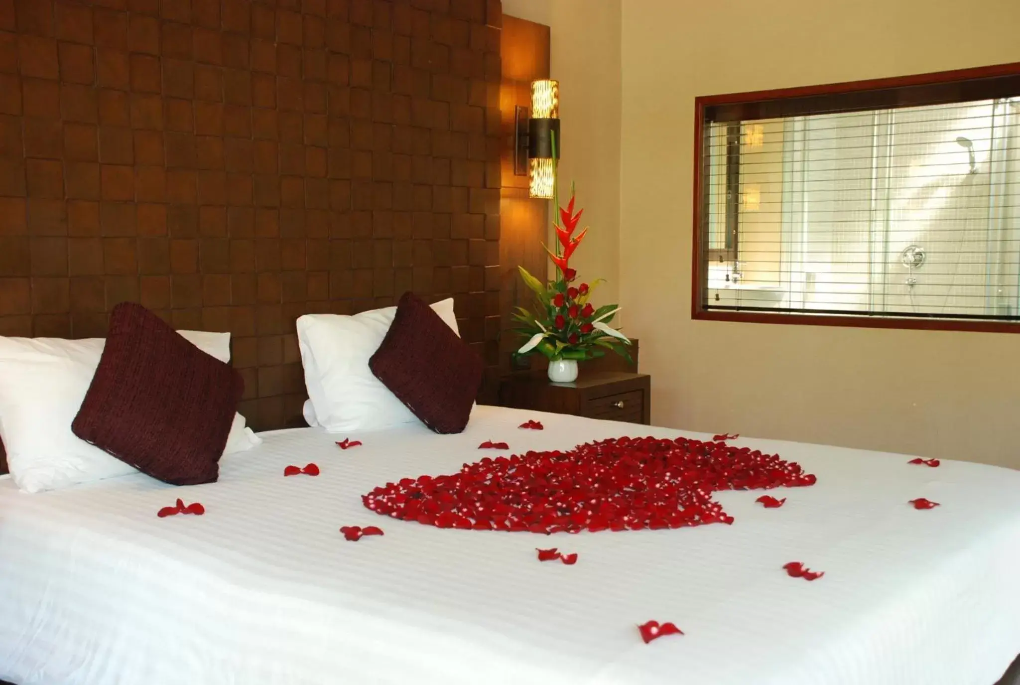 Bedroom, Bed in Khaolak Bayfront Resort