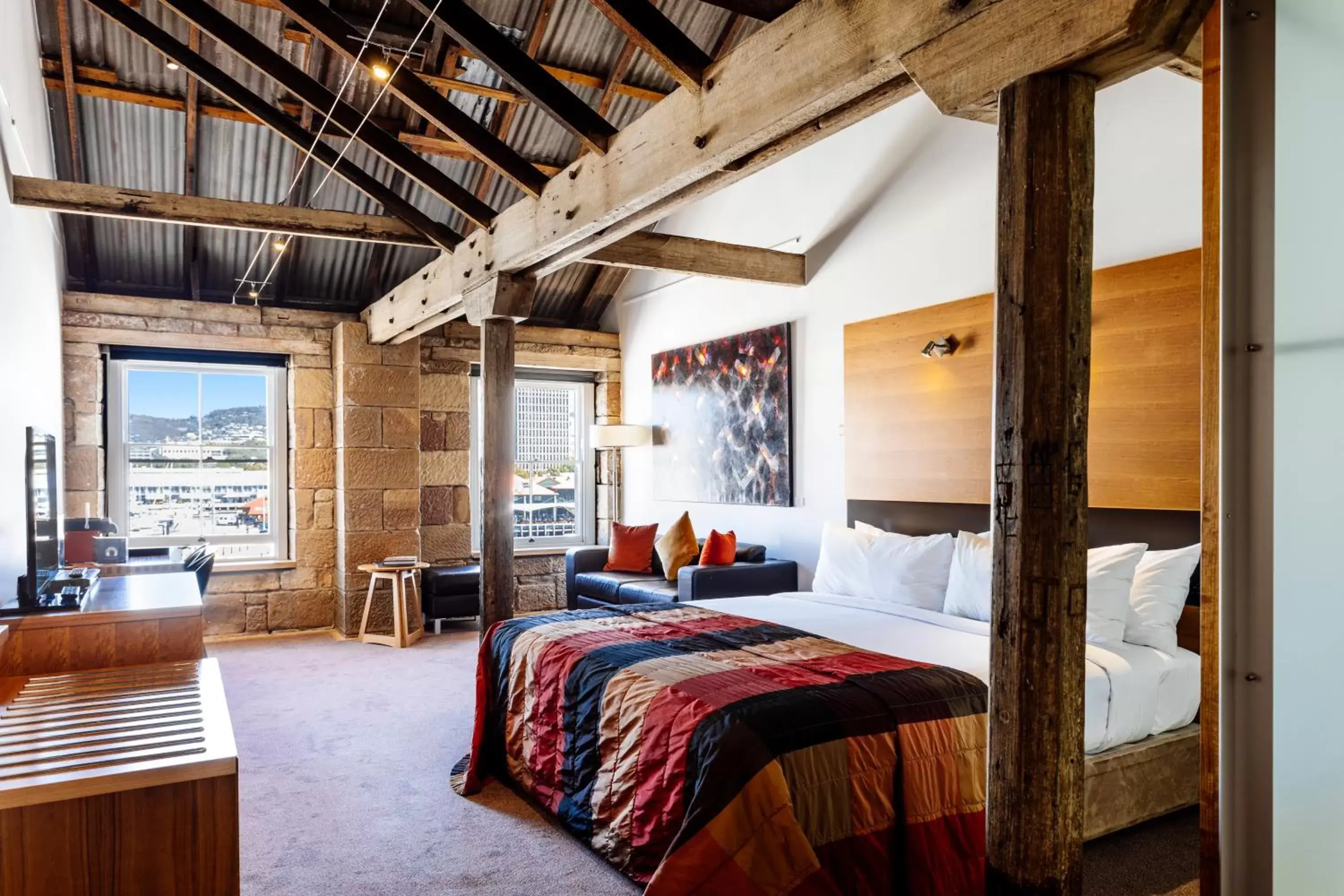 Living room, Bed in The Henry Jones Art Hotel