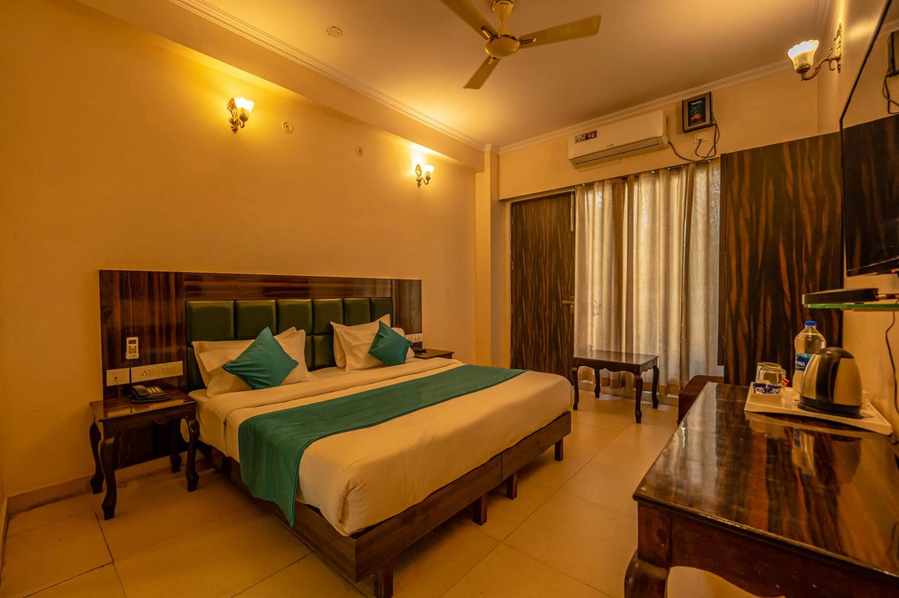 Bed in Hotel Rishikesh Grand by Kool Stays