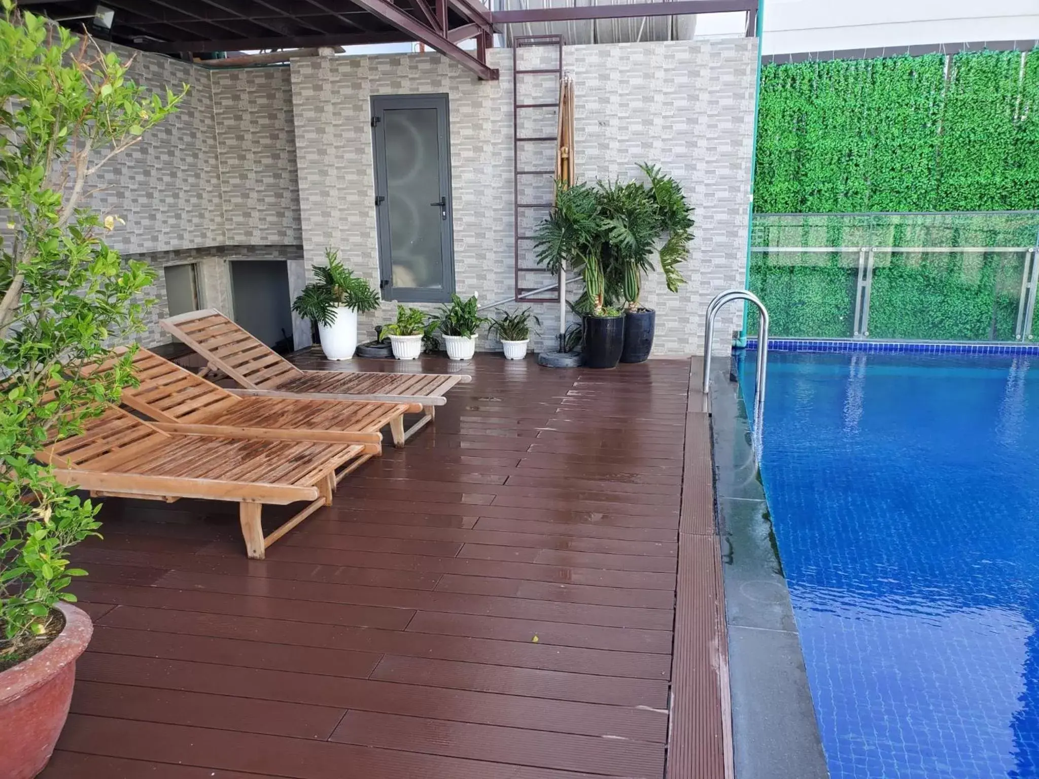 Sea view, Swimming Pool in Smile Hotel Nha Trang