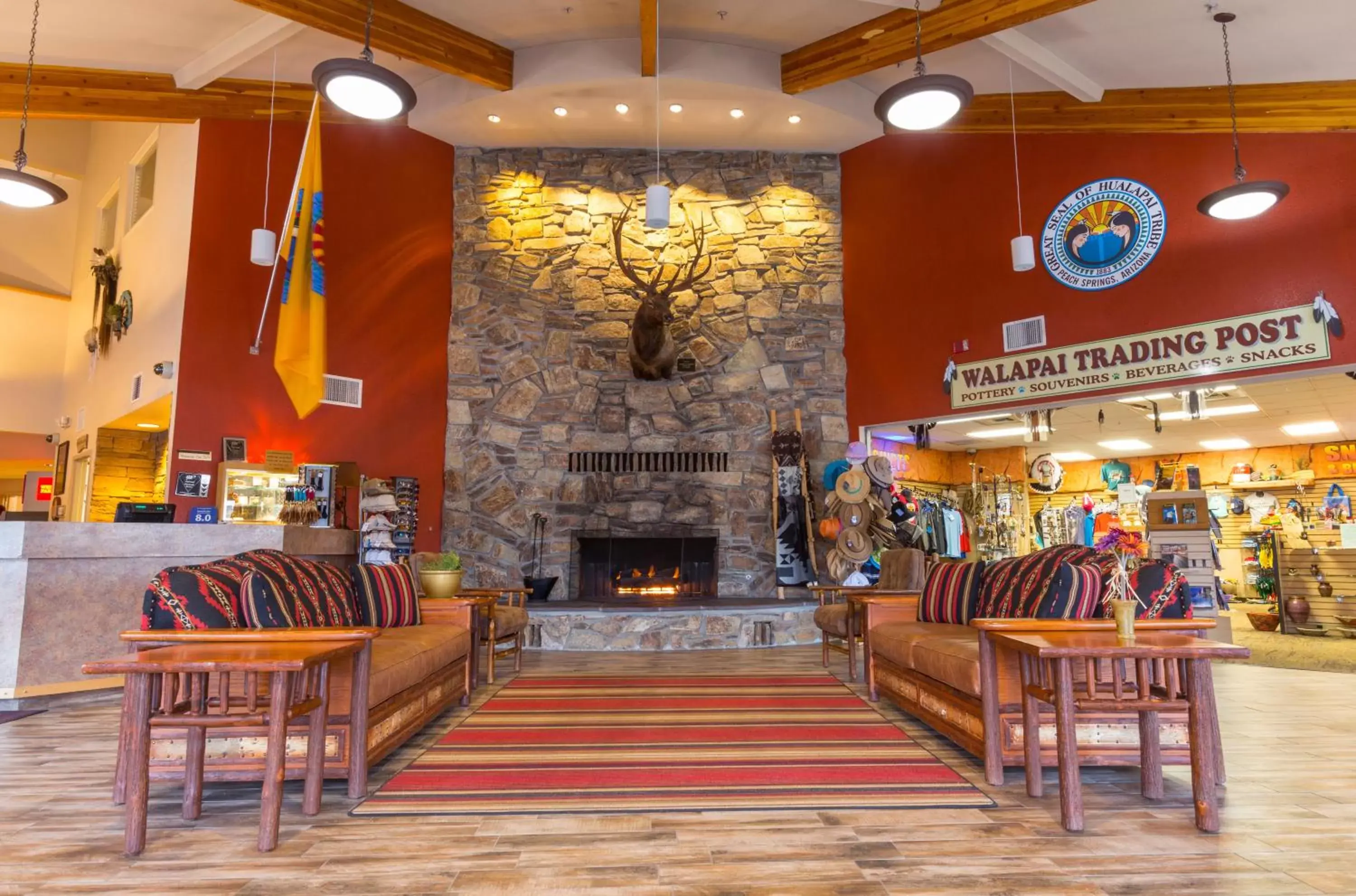 On-site shops, Restaurant/Places to Eat in Hualapai Lodge