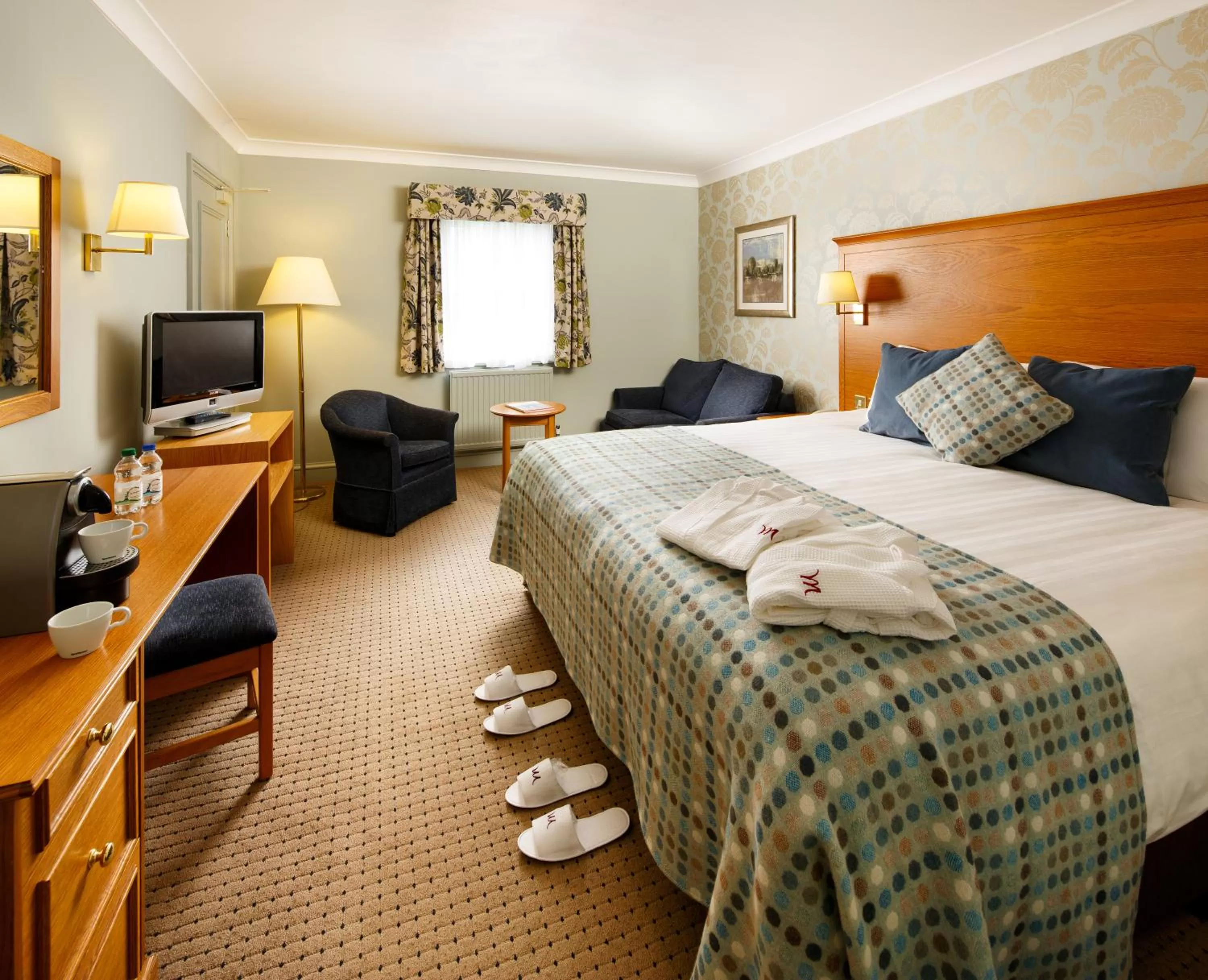 Bed in Mercure Bristol North The Grange Hotel