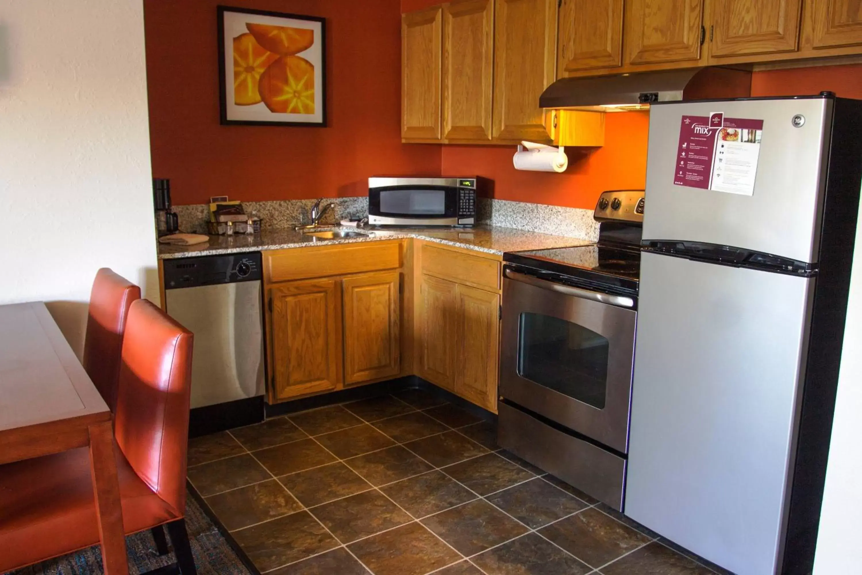 Bedroom, Kitchen/Kitchenette in Residence Inn Danbury