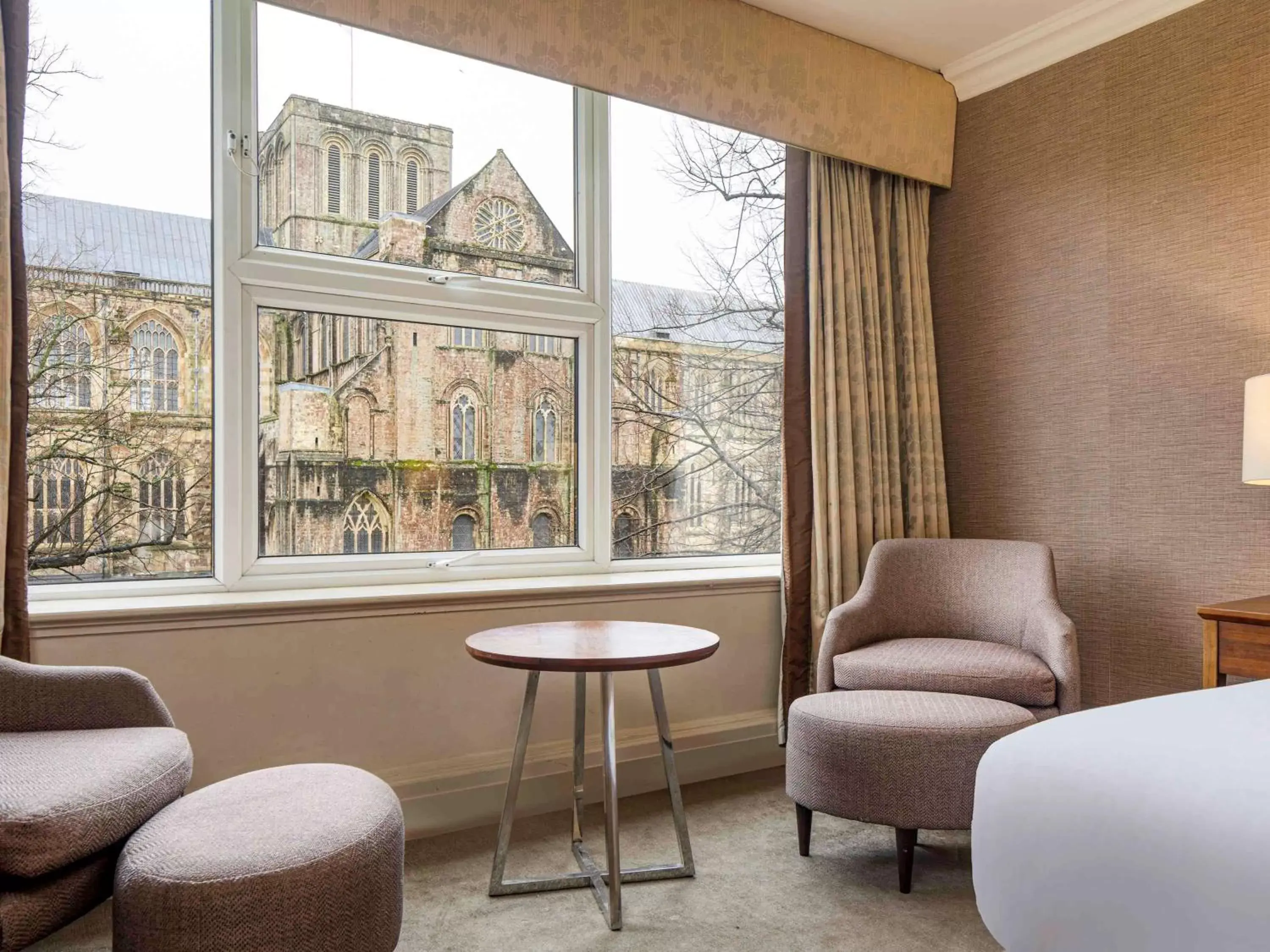 Bedroom, Seating Area in Mercure Winchester Wessex Hotel