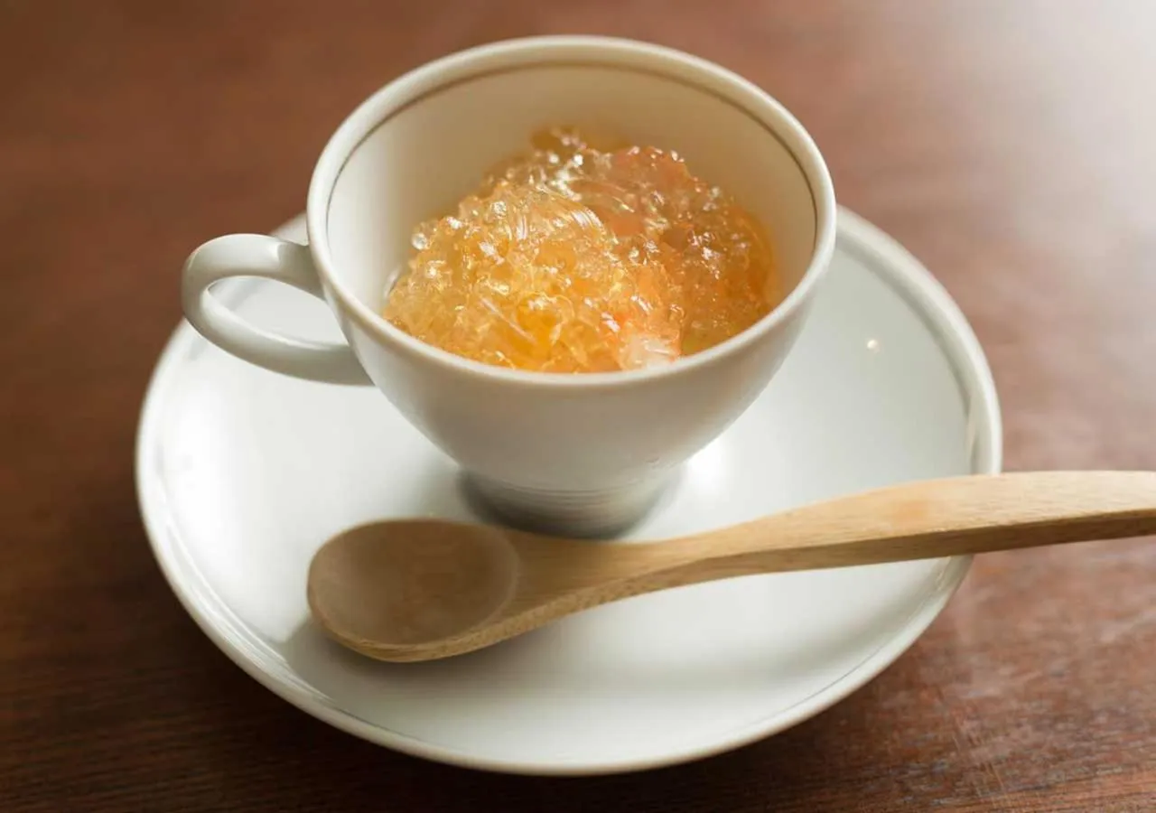 Food close-up in Aura Tachibana