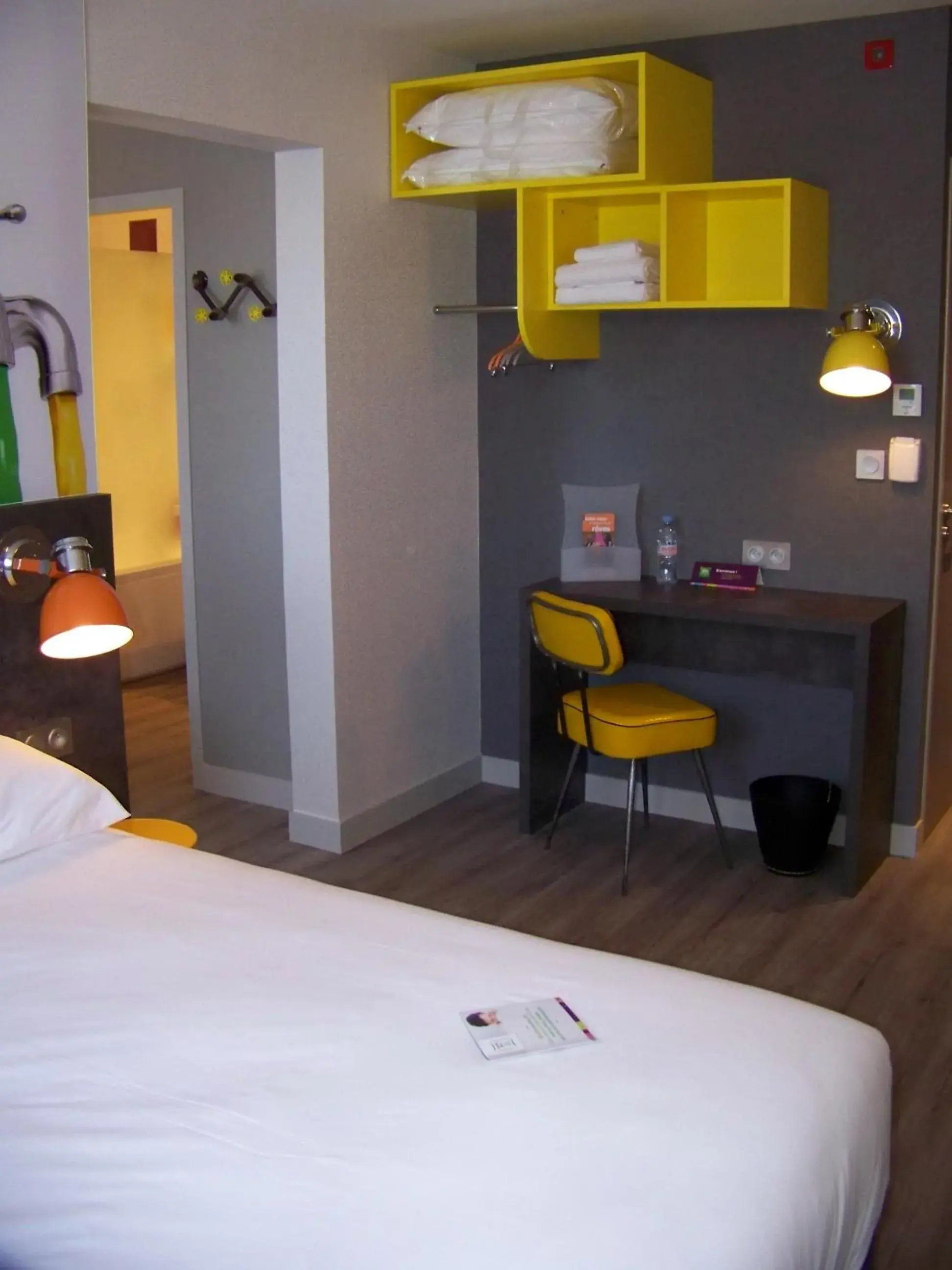 Bed in Ibis Styles Vierzon