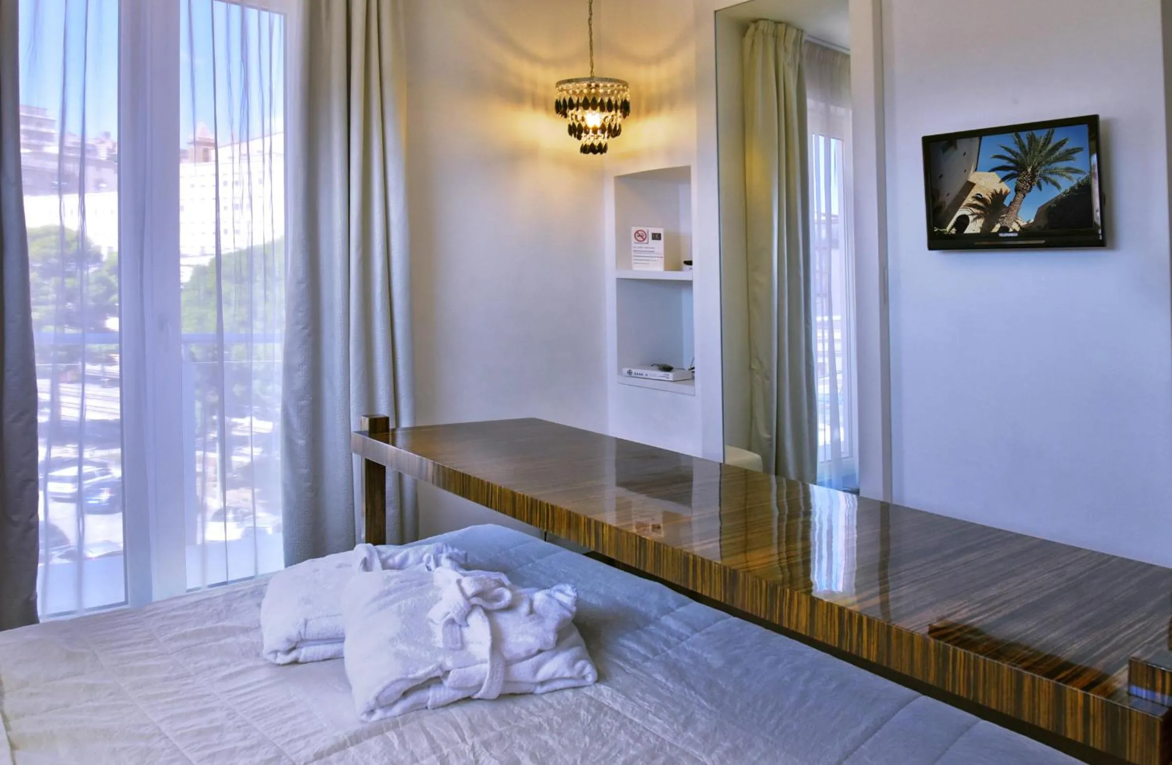 Bedroom, Bed in Hotel Exclusive