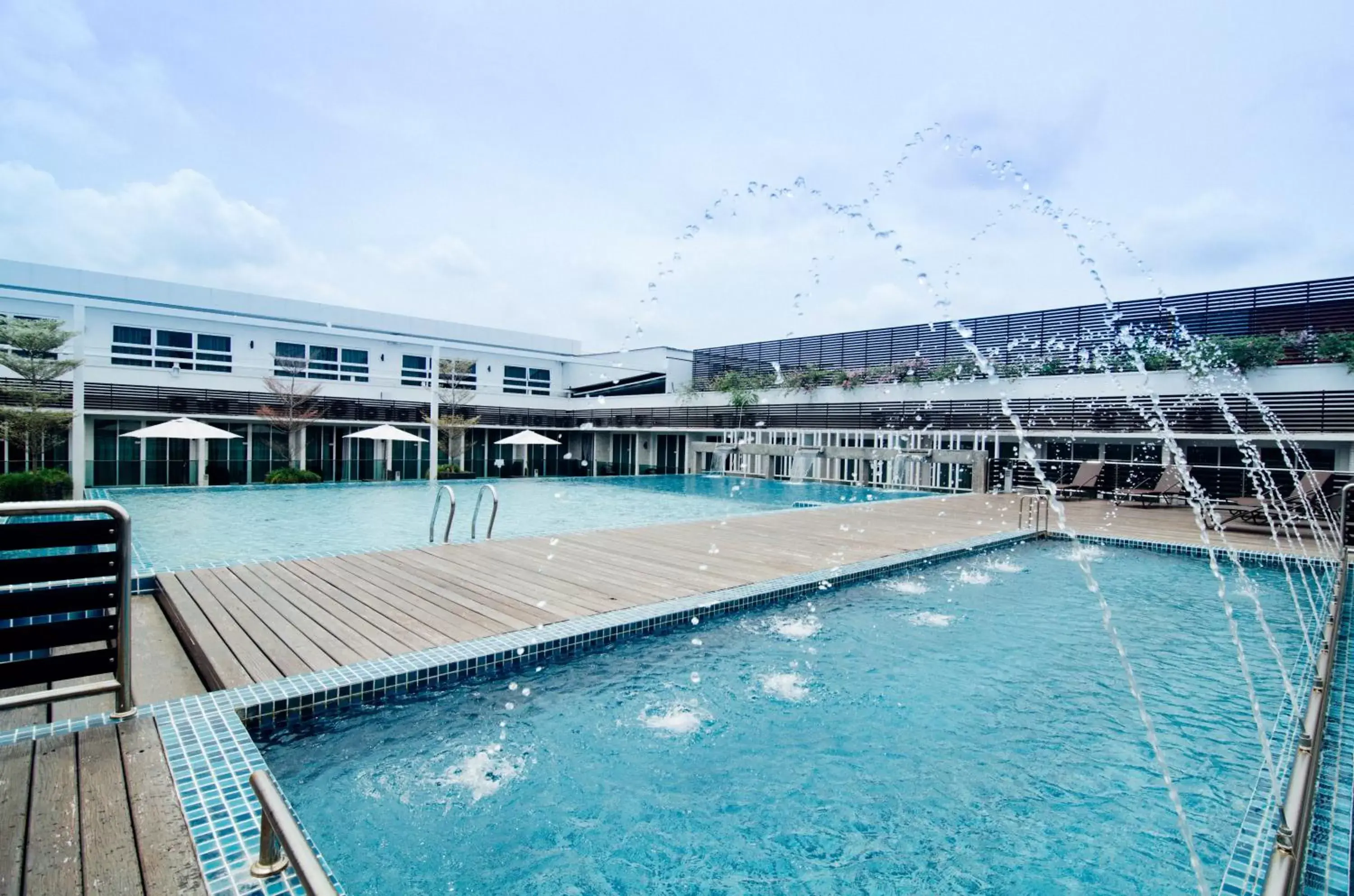 Pool view, Swimming Pool in Hotel Sfera