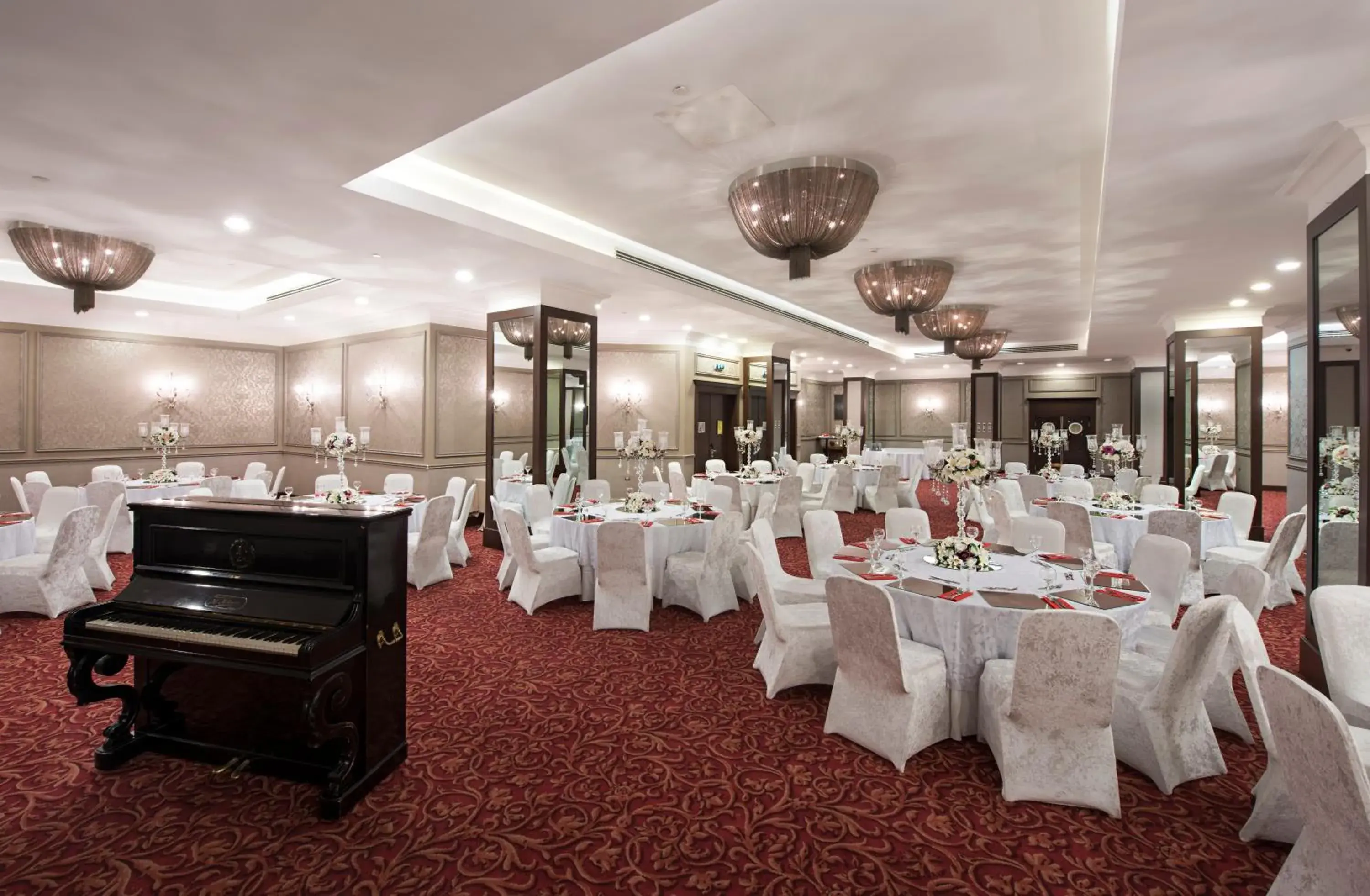 Banquet/Function facilities, Banquet Facilities in Holiday Inn Sisli