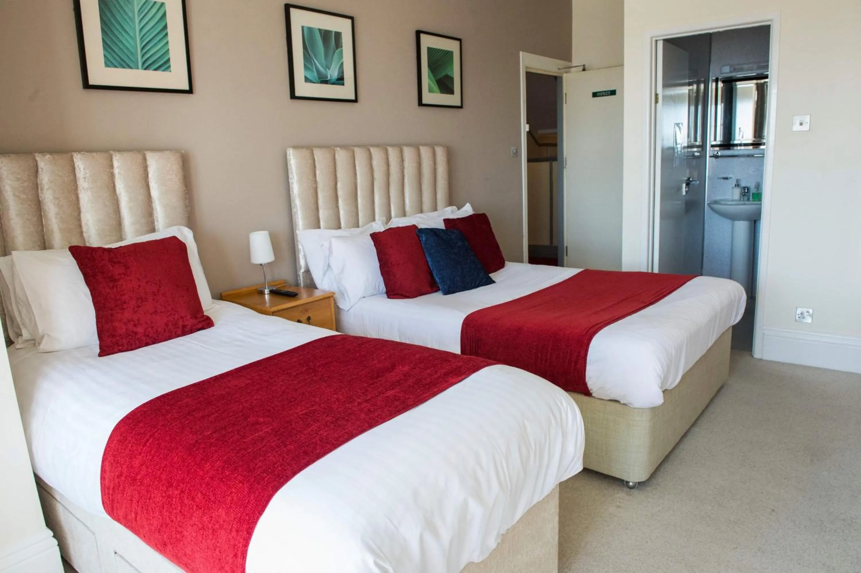 Bedroom, Bed in Poltair Guest House