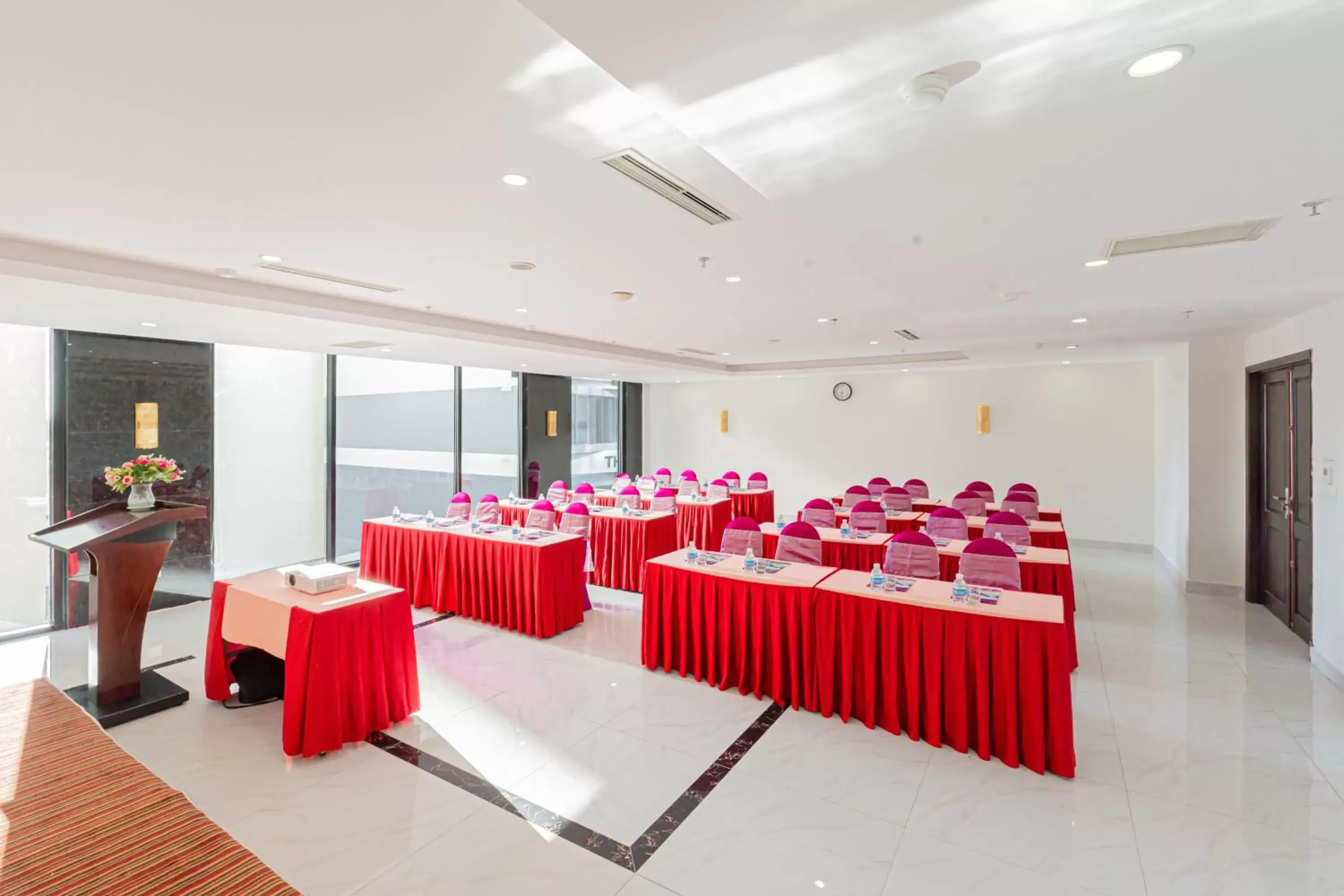 Meeting/conference room in Bonjour Nha Trang Hotel