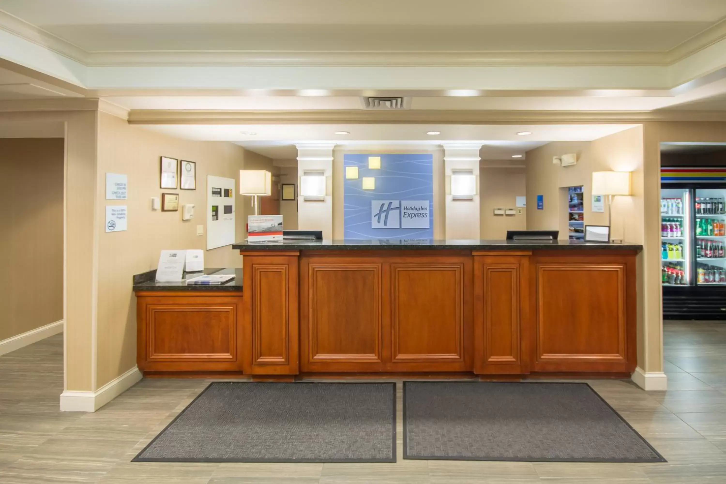 Property building, Lobby/Reception in Holiday Inn Express Hotel & Suites Auburn, an IHG Hotel