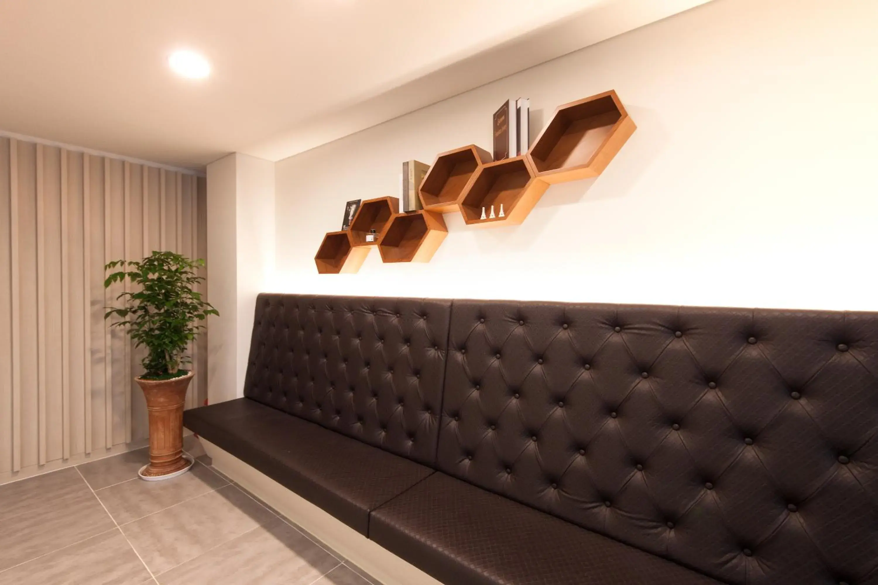 Lobby or reception in K-Guesthouse Premium Gangnam 1