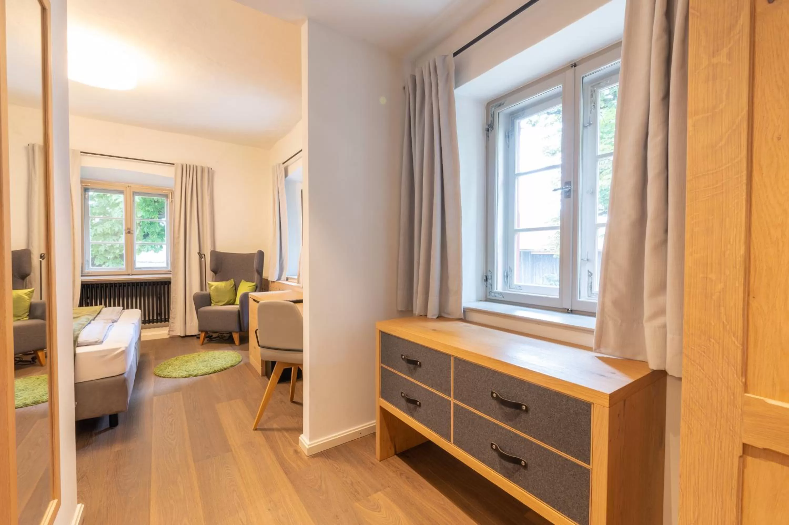 Photo of the whole room, Bed in LANDHOTEL ALTE ZOLLSTATION- Historical Building