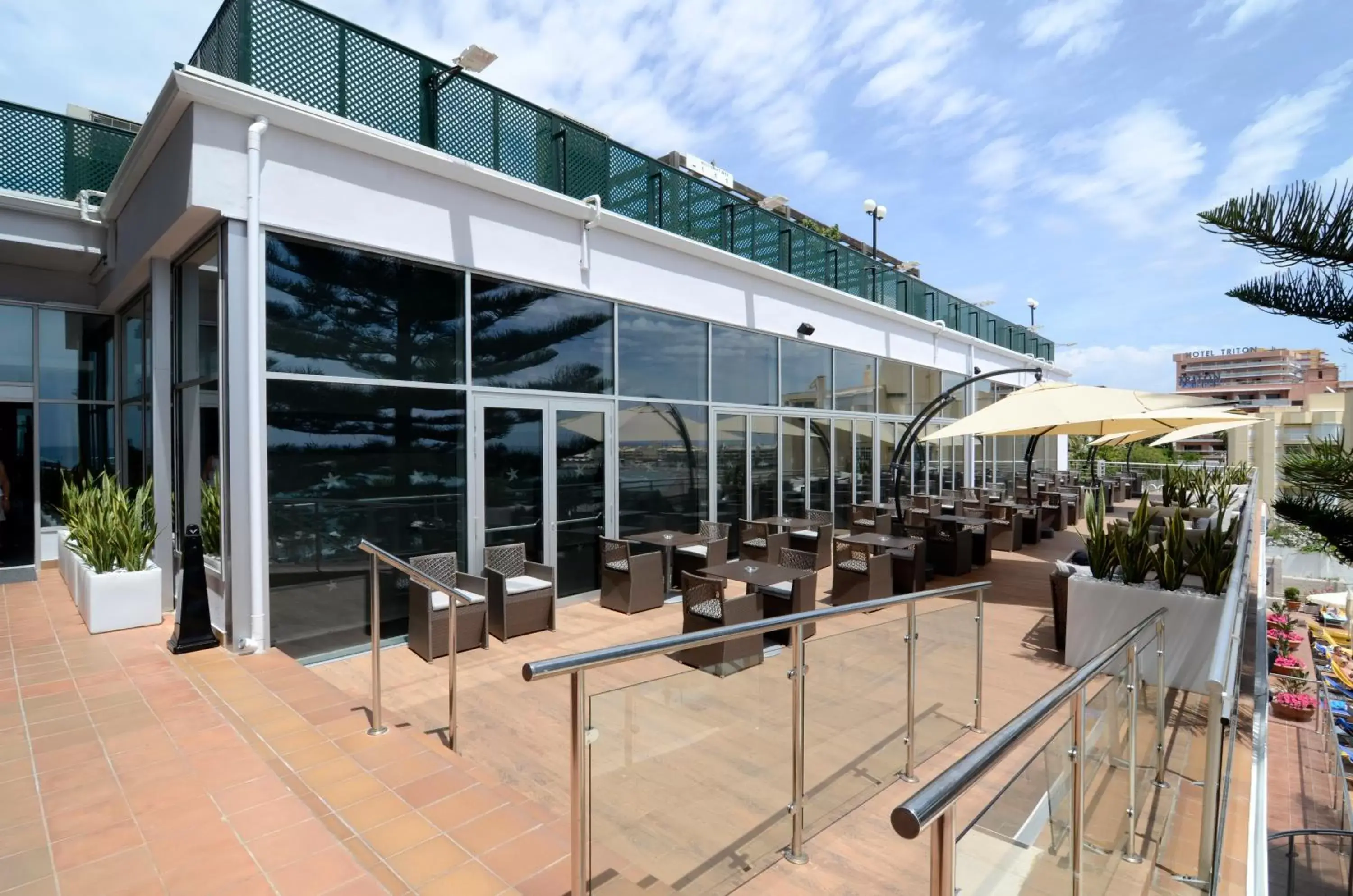 Lounge or bar in Medplaya Hotel Riviera - Adults Recommended