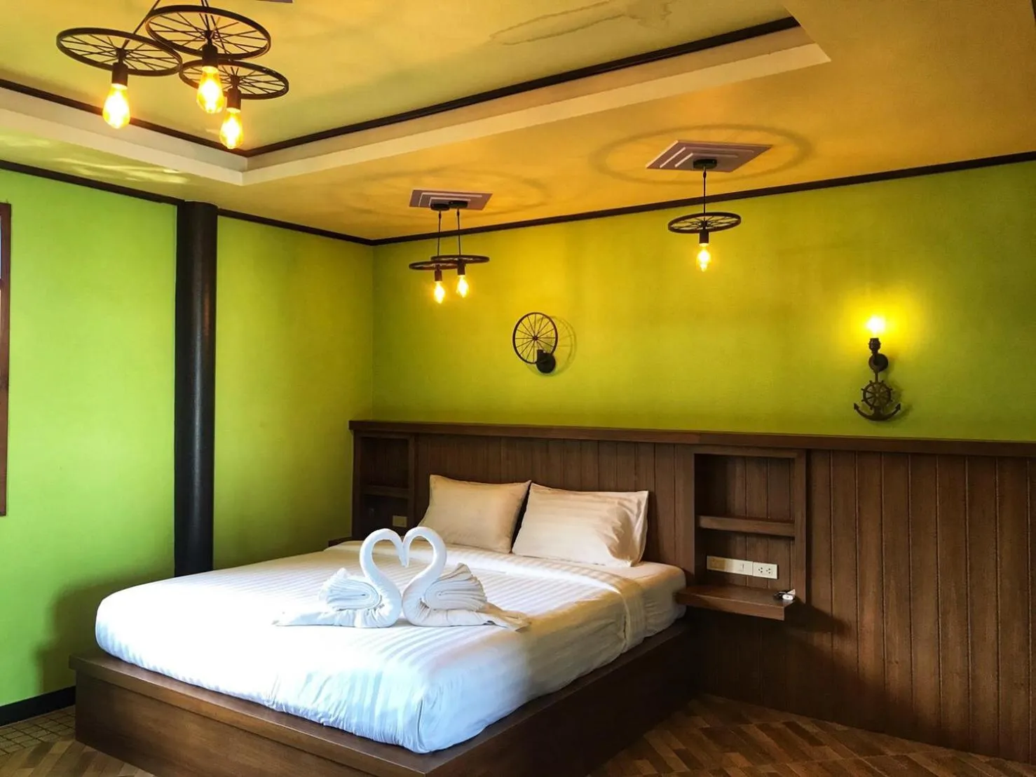 Bed in Mangrove House Lanta Old Town