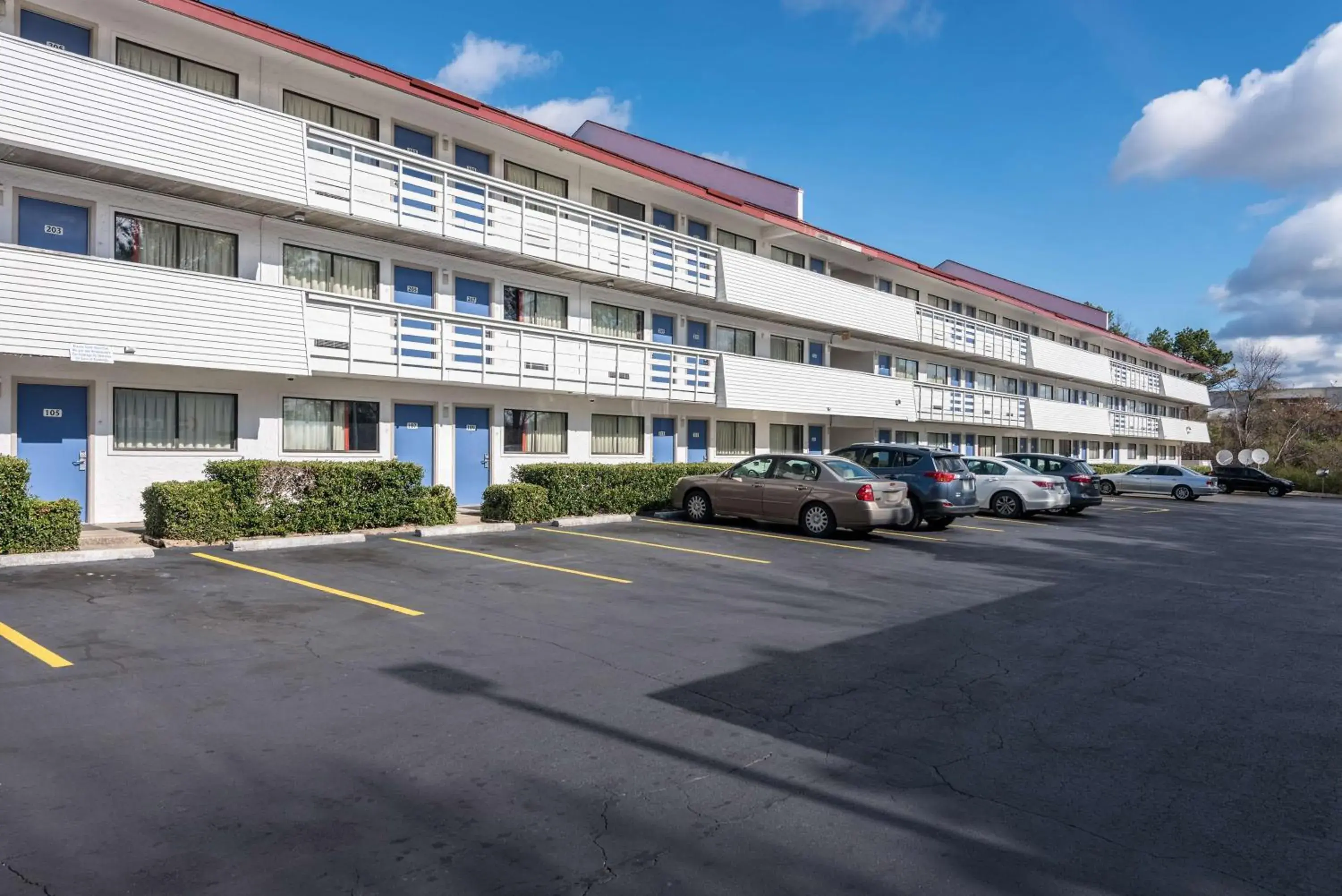 Property Building in Motel 6-Birmingham, AL